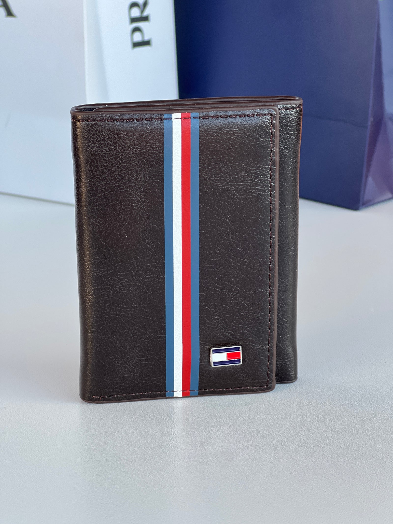 Tommy Hilfiger Leather Trifold Wallet – Premium Gift Packaging Included