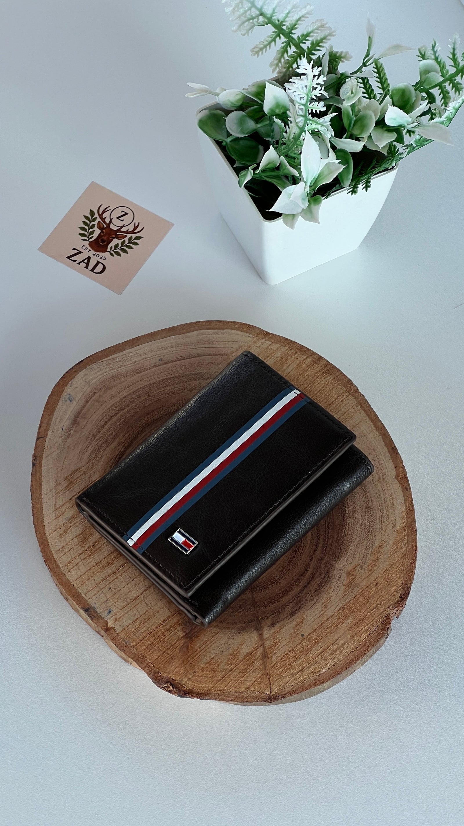 Tommy Hilfiger Leather Trifold Wallet – Premium Gift Packaging Included