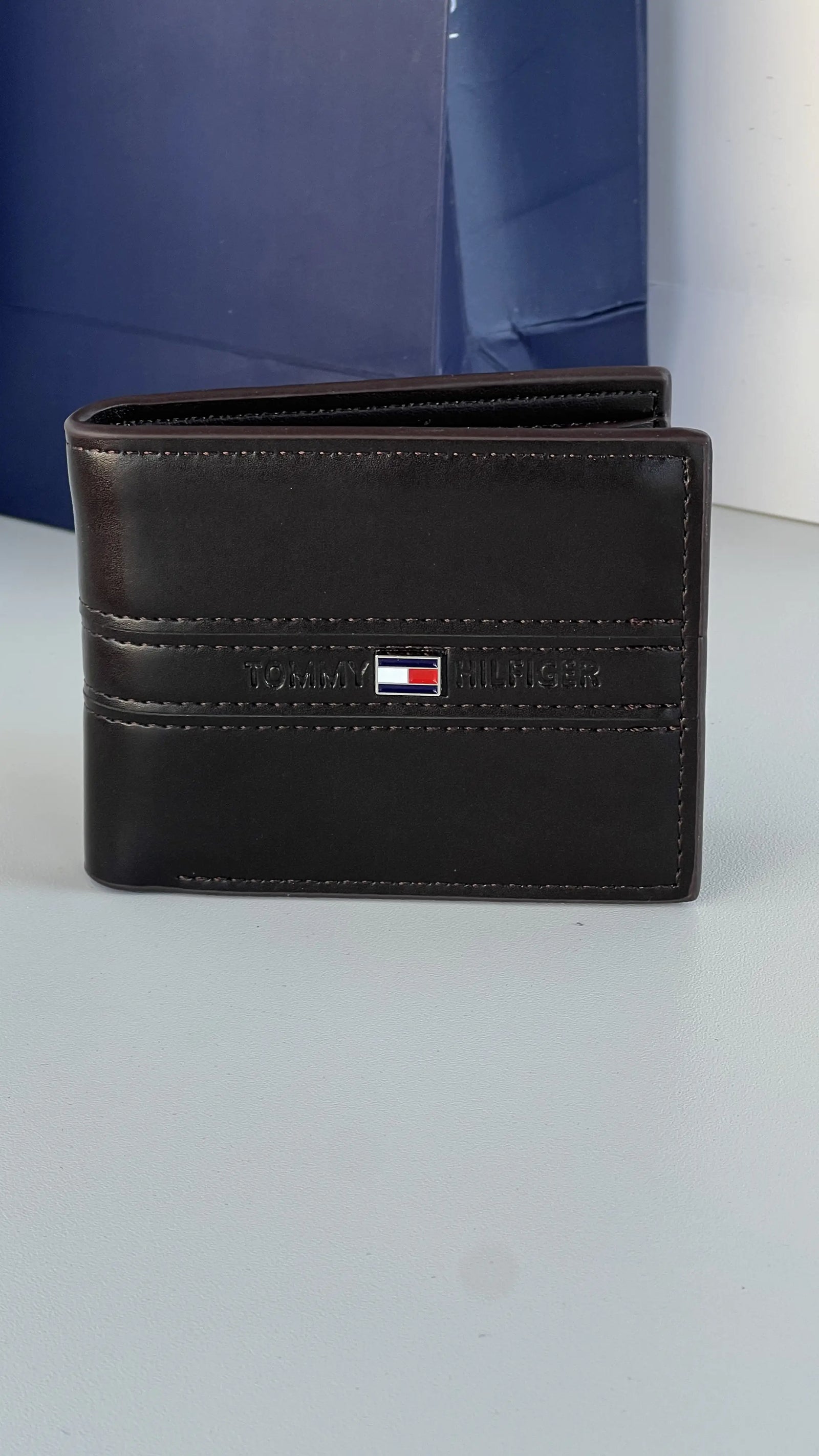 Tommy Hilfiger Leather Handbag & Bifold Wallet Bundle
