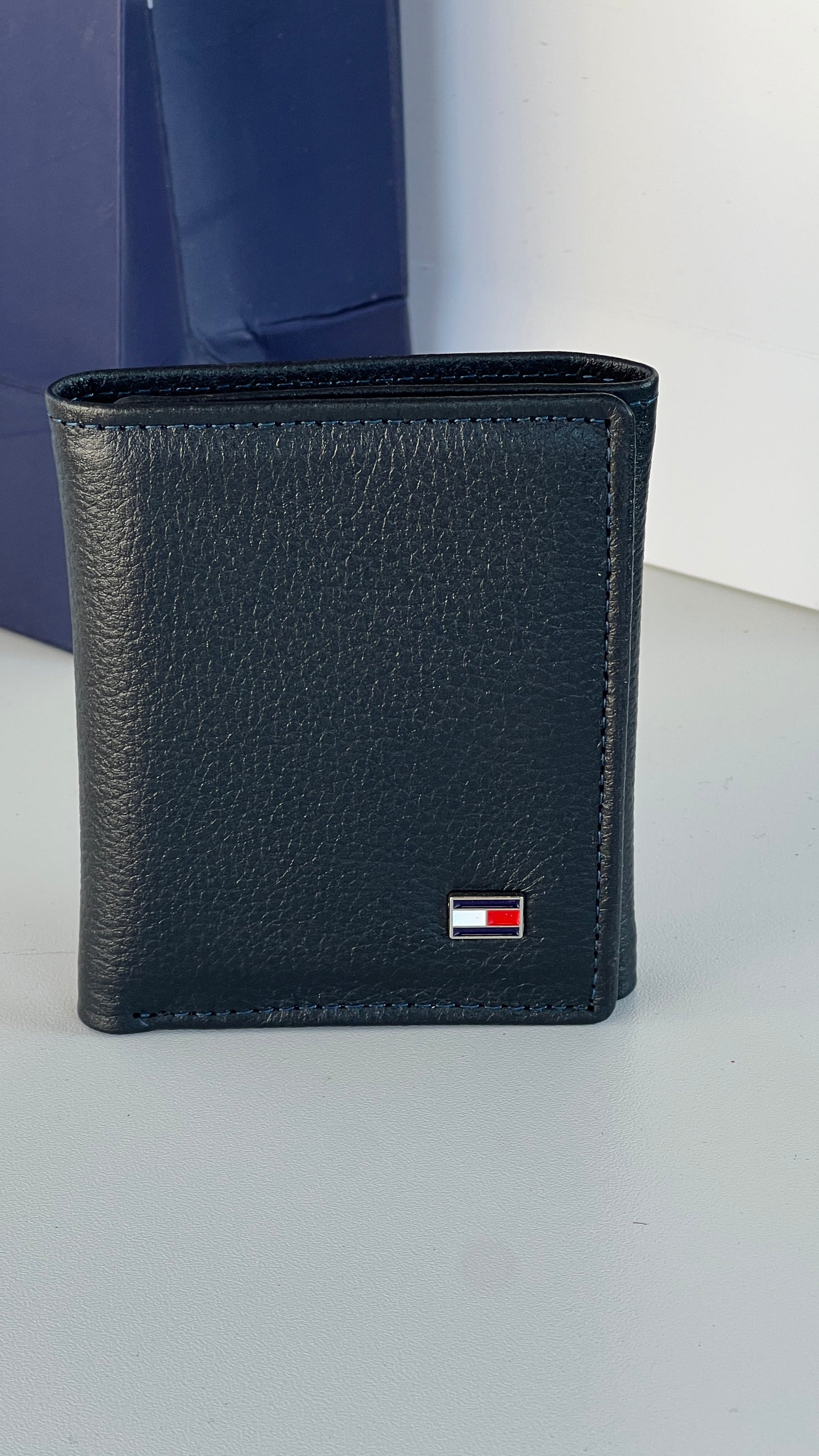 Tommy Hilfiger Leather Trifold Wallet – Premium Gift Packaging Included