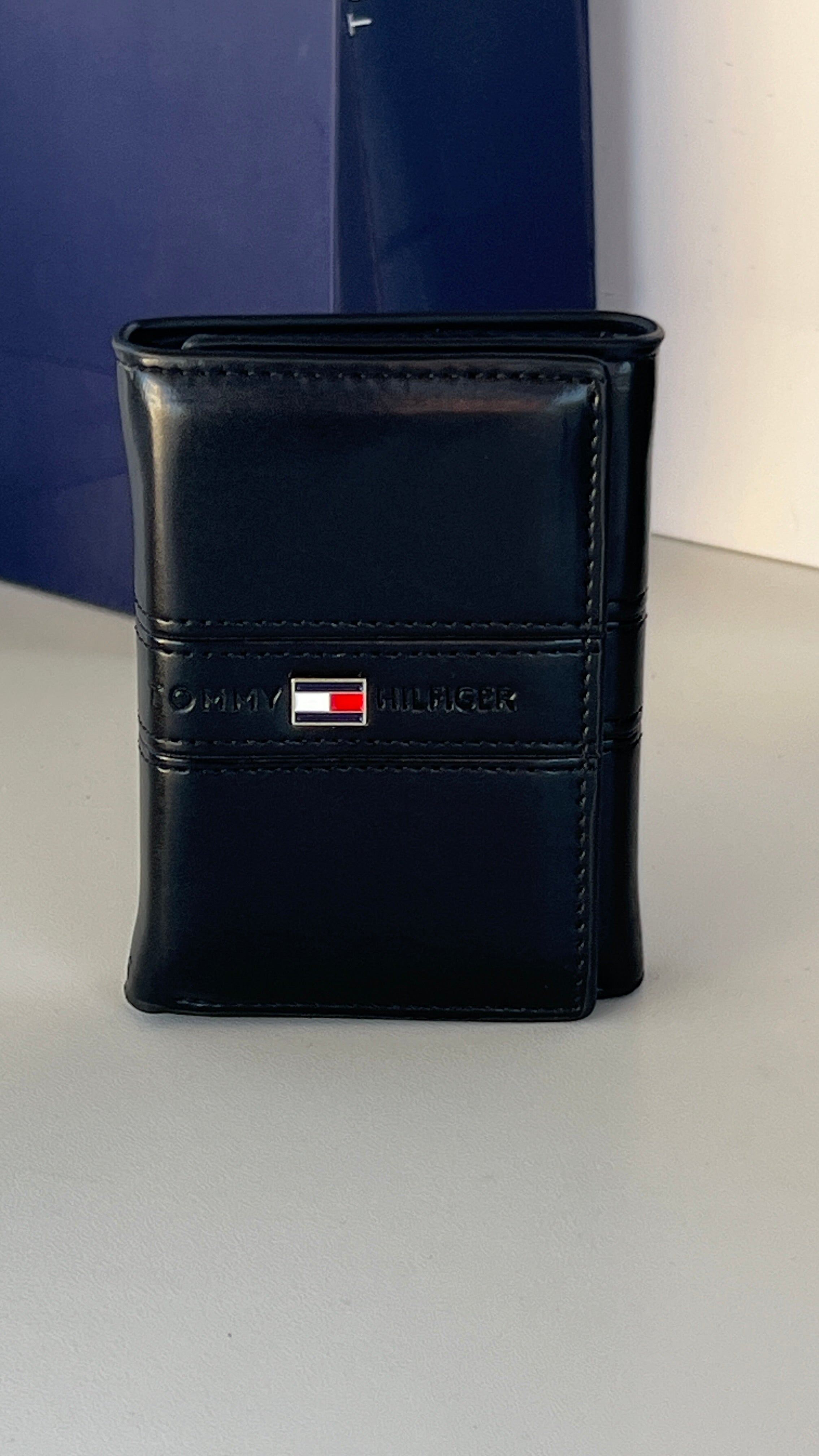 Tommy Hilfiger Leather Trifold Wallet – Premium Gift Packaging Included