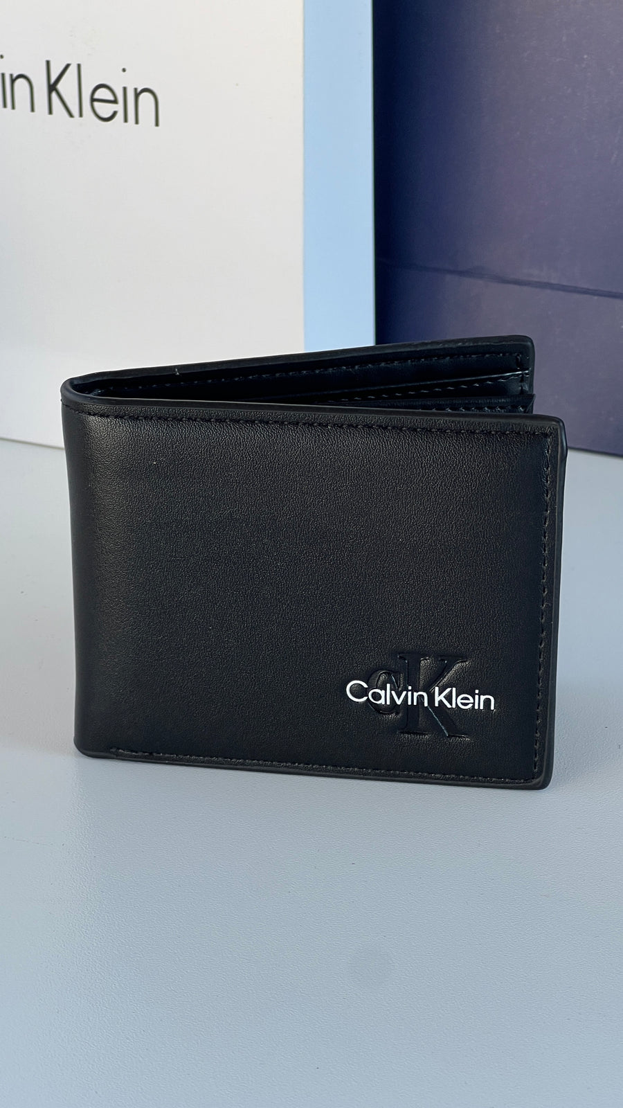 Calvin Klein Leather bifold Wallet – Premium Gift Packaging Included