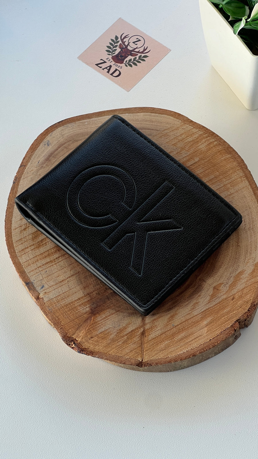 Calvin Klein Leather bifold Wallet – Premium Gift Packaging Included
