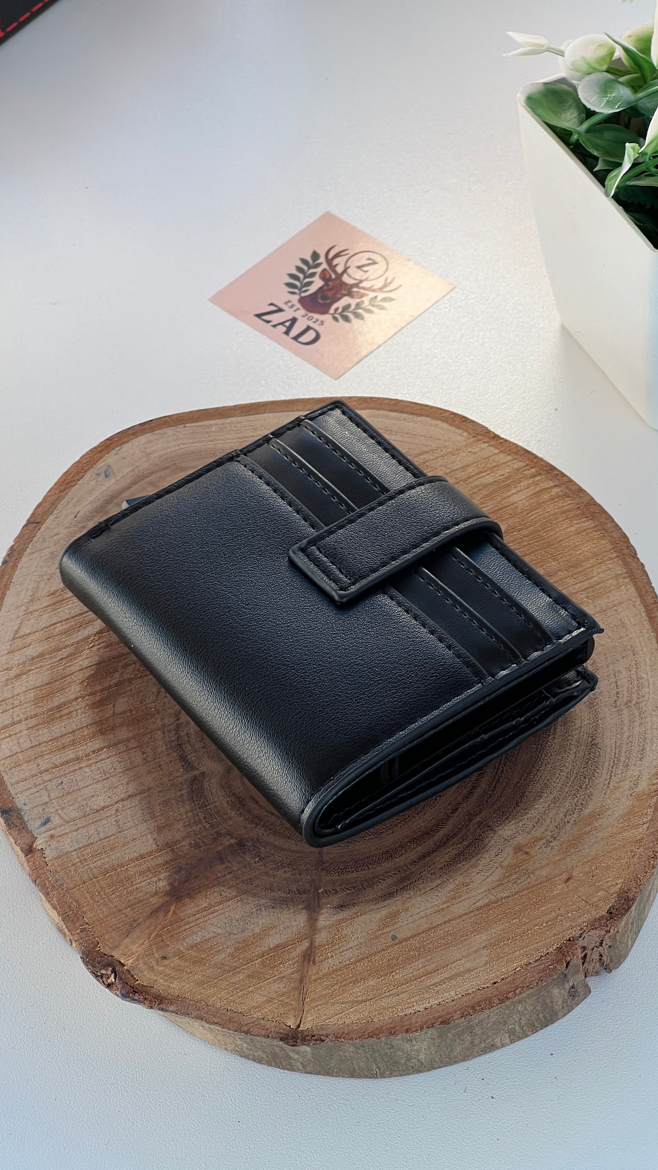 Mont Blanc Leather bifold Wallet – Premium Gift Packaging Included