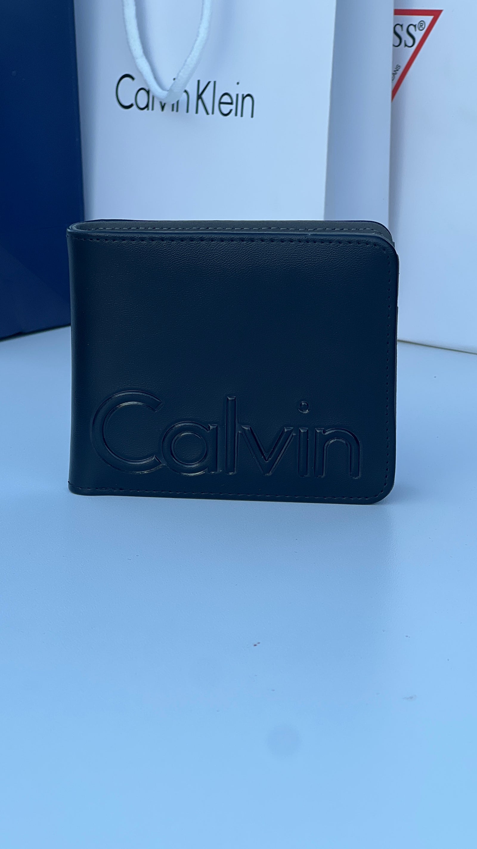 Calvin Klein Leather bifold Wallet – Premium Gift Packaging Included