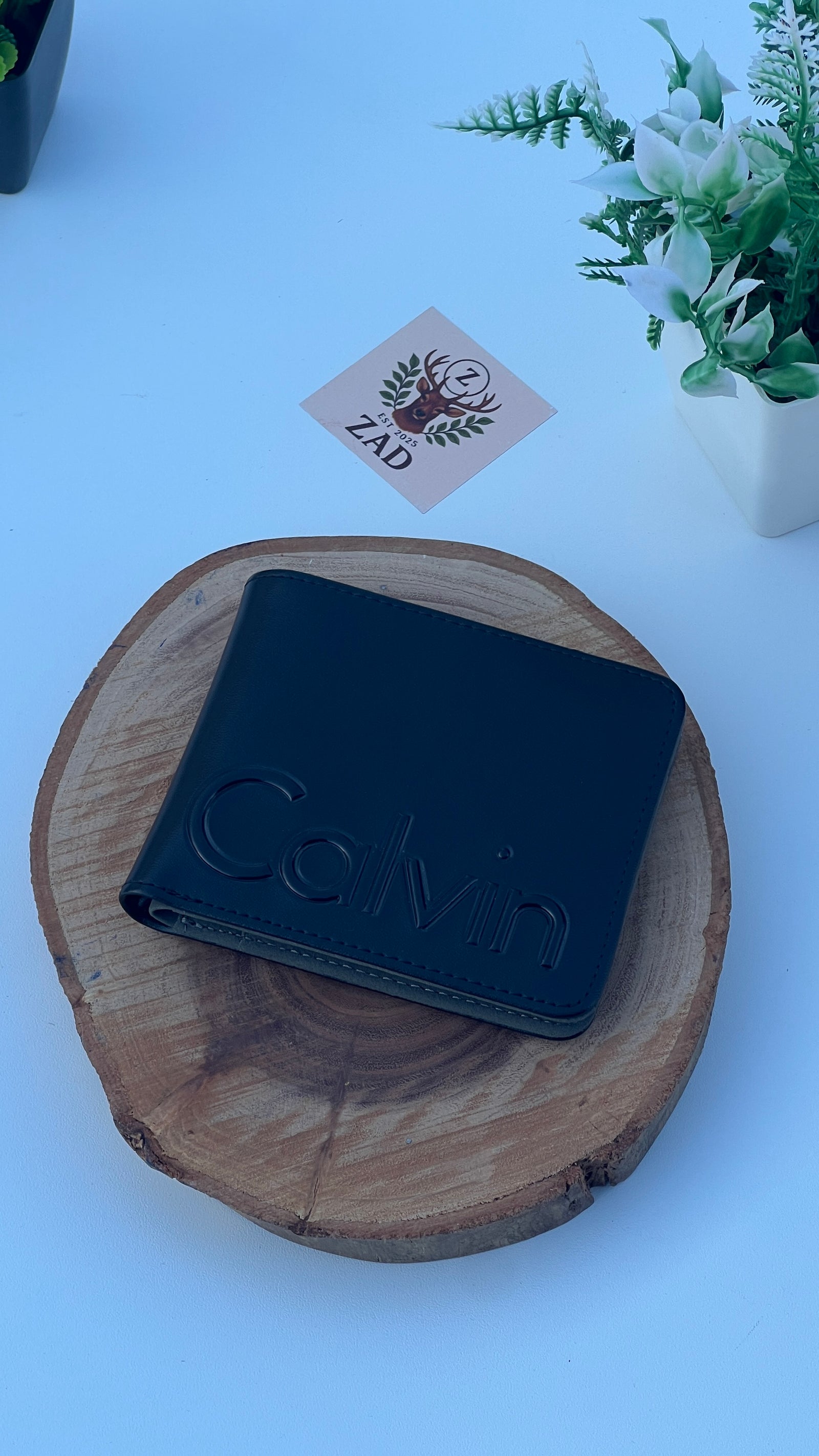 Calvin Klein Leather bifold Wallet – Premium Gift Packaging Included