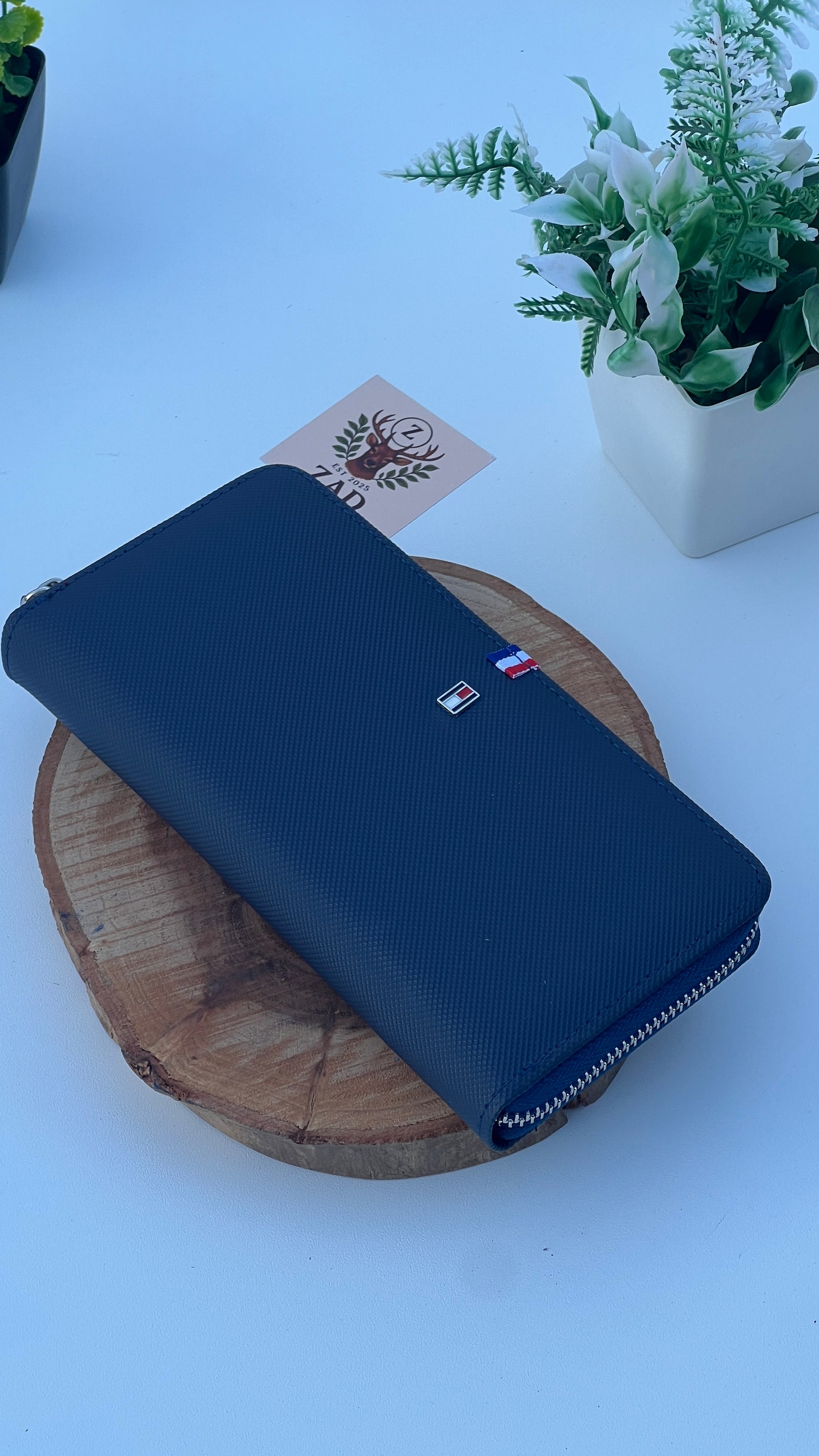 Tommy Hilfiger Zip Around Wallet – PU Leather Wallet with Gift Box & Bag
