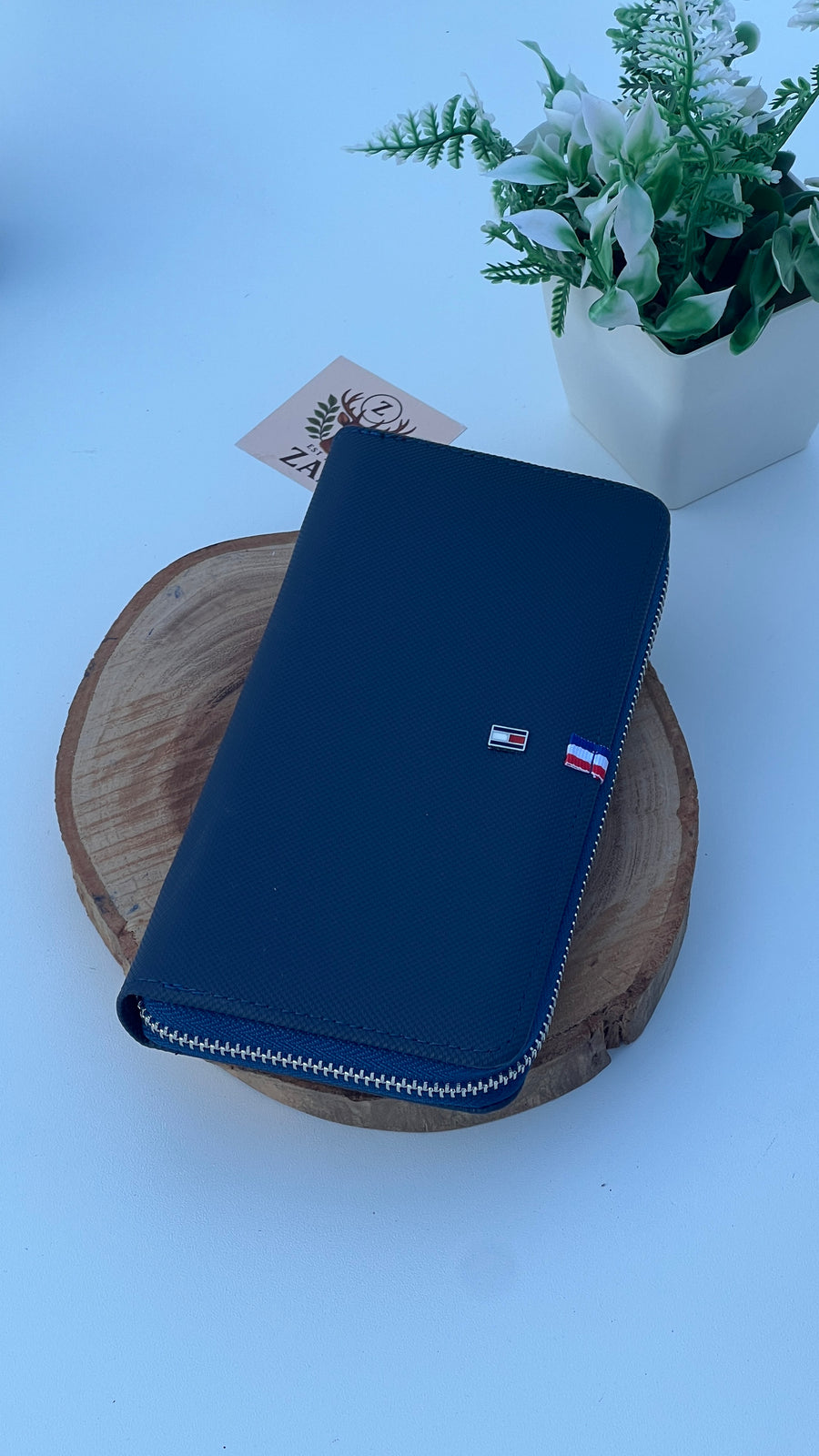 Tommy Hilfiger Zip Around Wallet – PU Leather Wallet with Gift Box & Bag