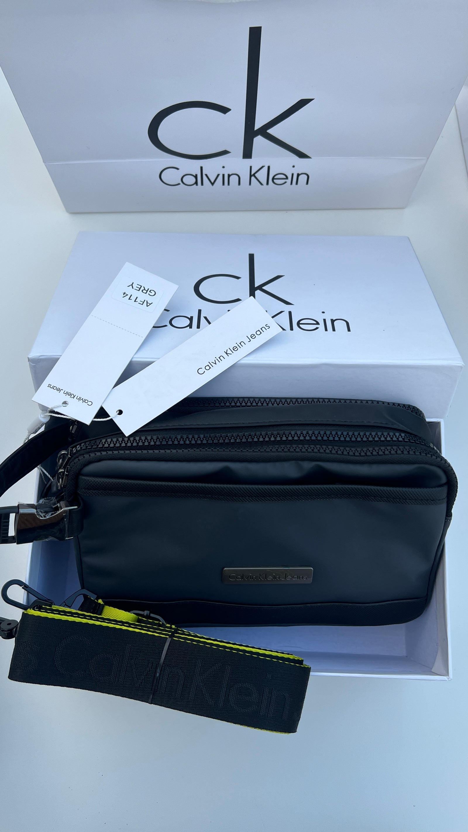 Calvin Klein fabric Handbag – Premium Handbag with Gift Packaging