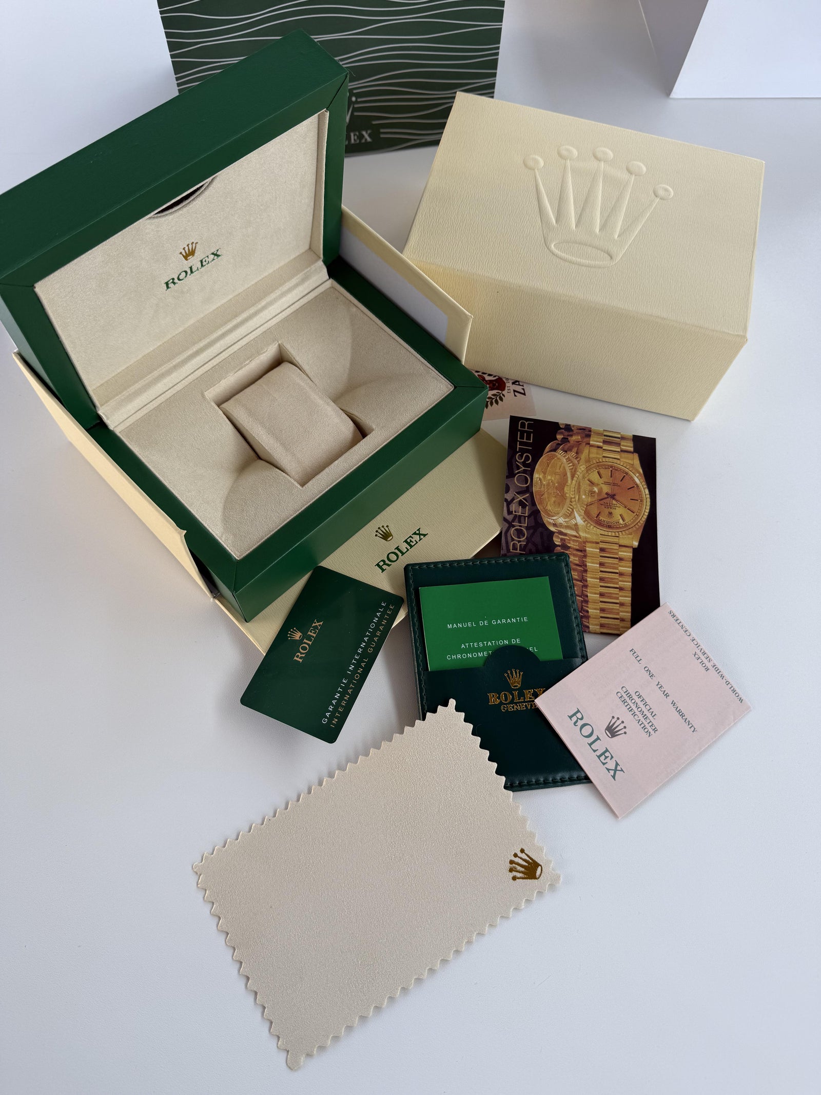 Rolex Watch Packaging Set – Premium Box with Cards, Catalogs & Shopping Bag