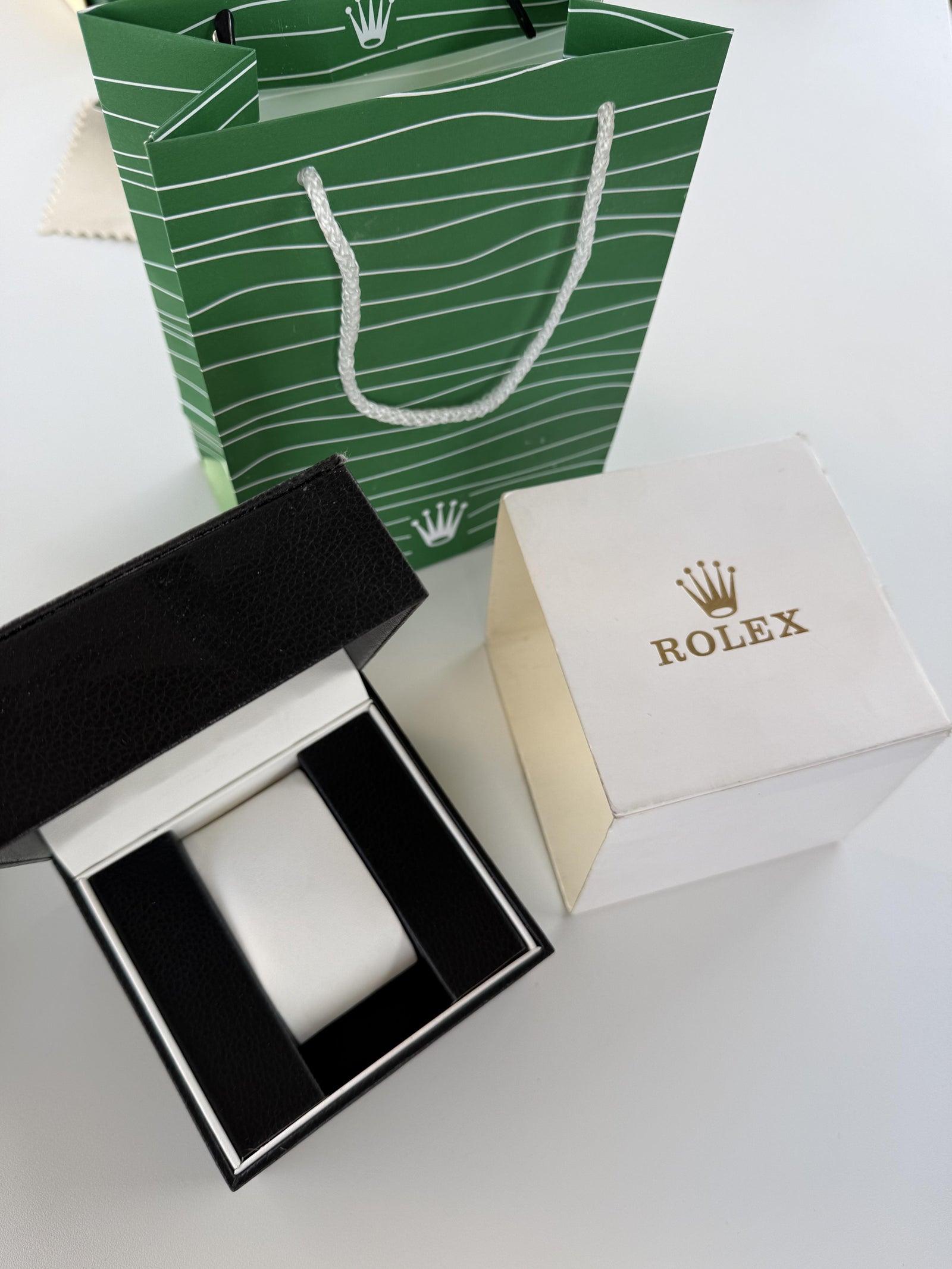 Rolex Leather Watch Box – Premium Storage Box with Shopping Bag