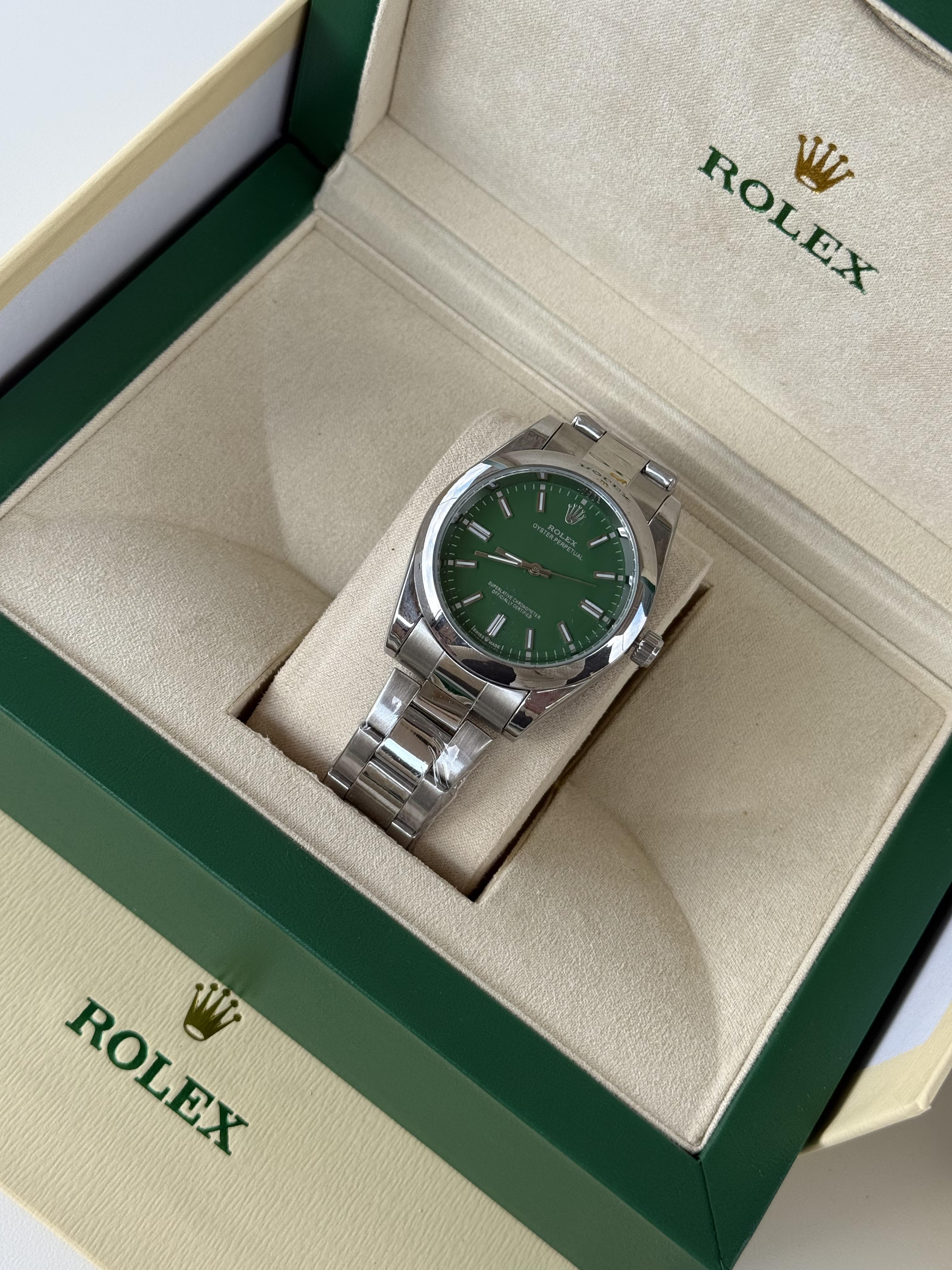 Rolex Oyster Perpetual metal Watch – with Standard Gift Box Packaging