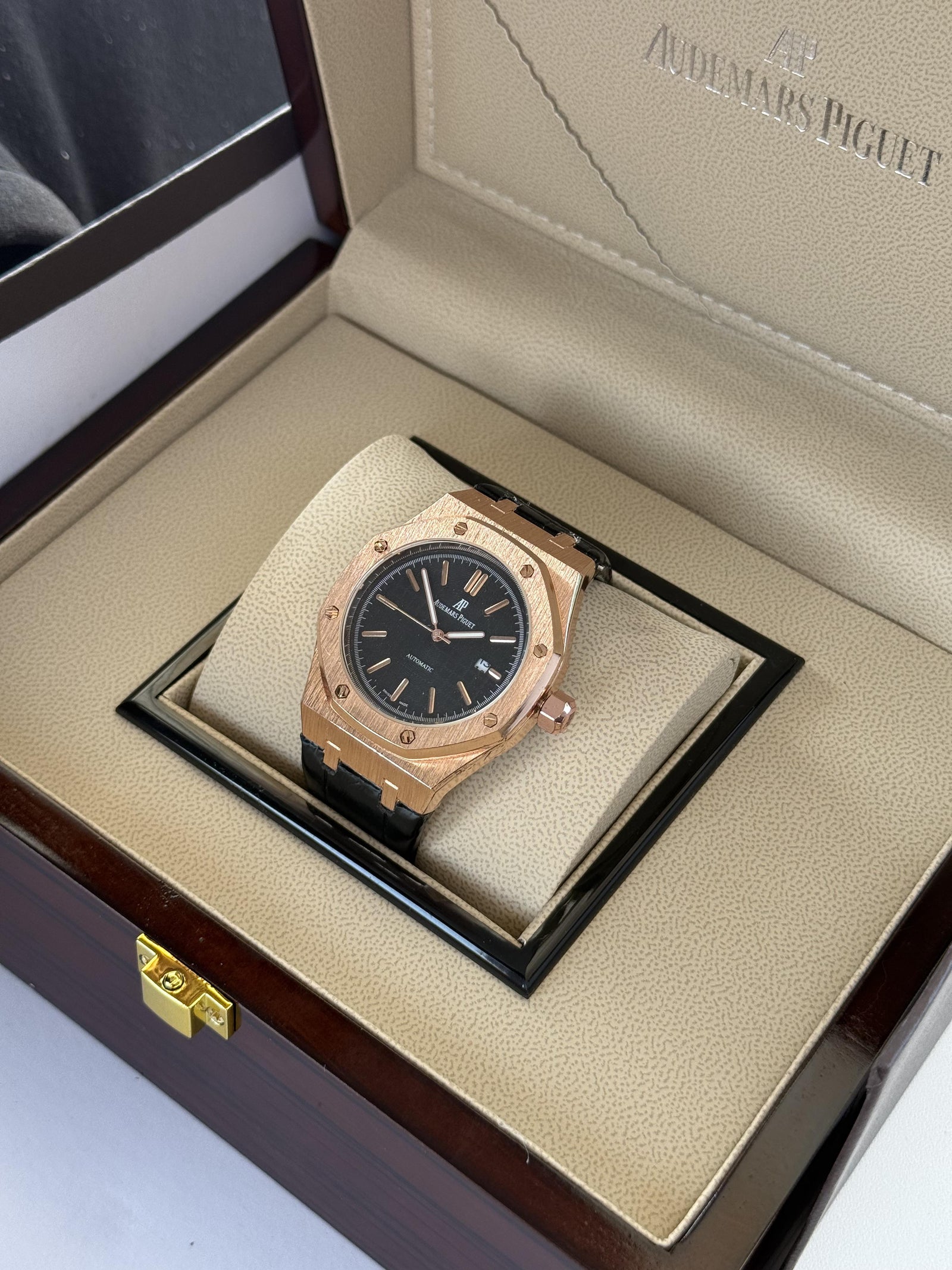 Audemars Piguet Royal Oak leather Watch – with Standard Gift Box Packaging