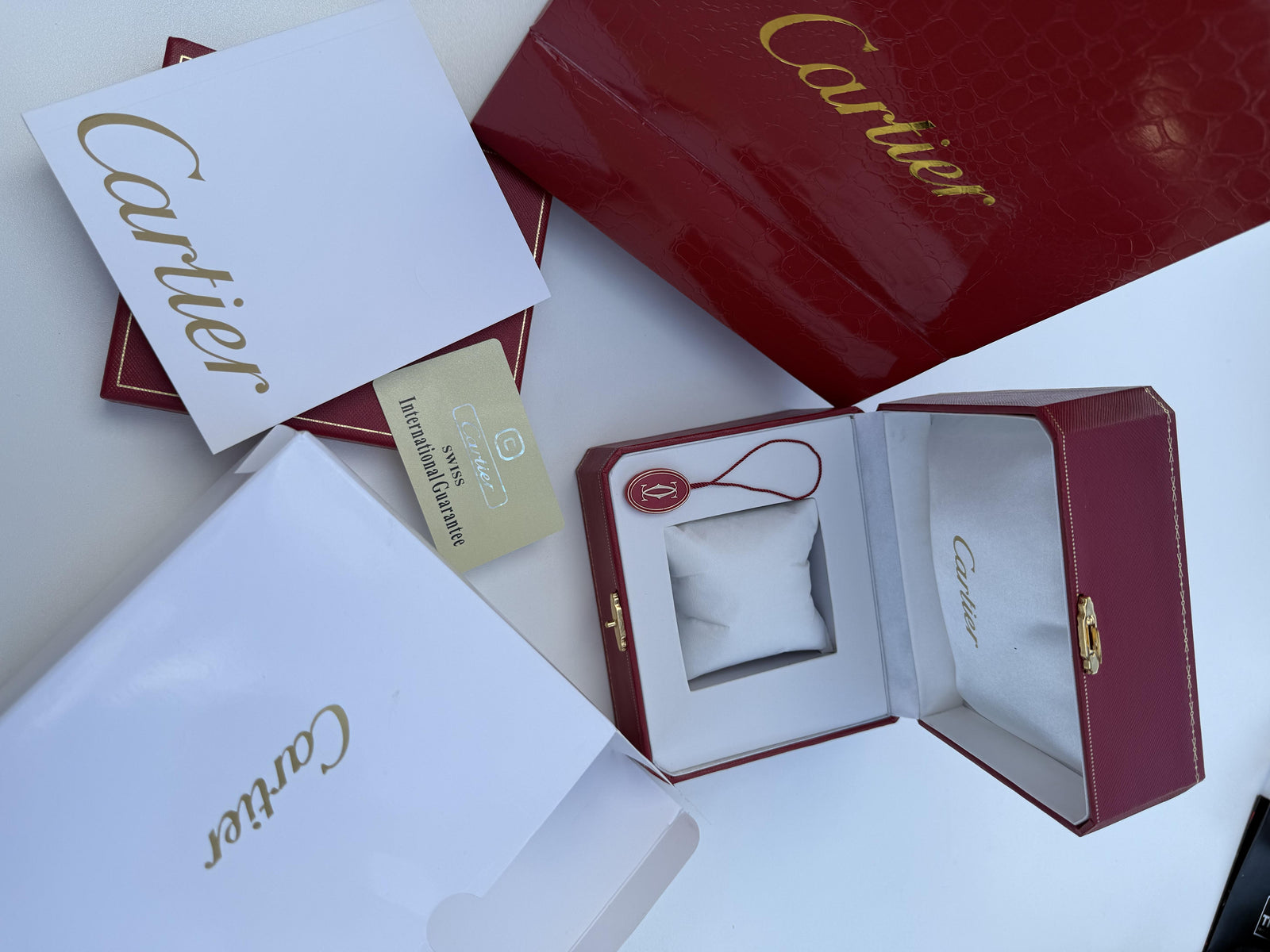 Cartier Watch Packaging Set – Premium Box with Cards, Catalogs & Shopping Bag