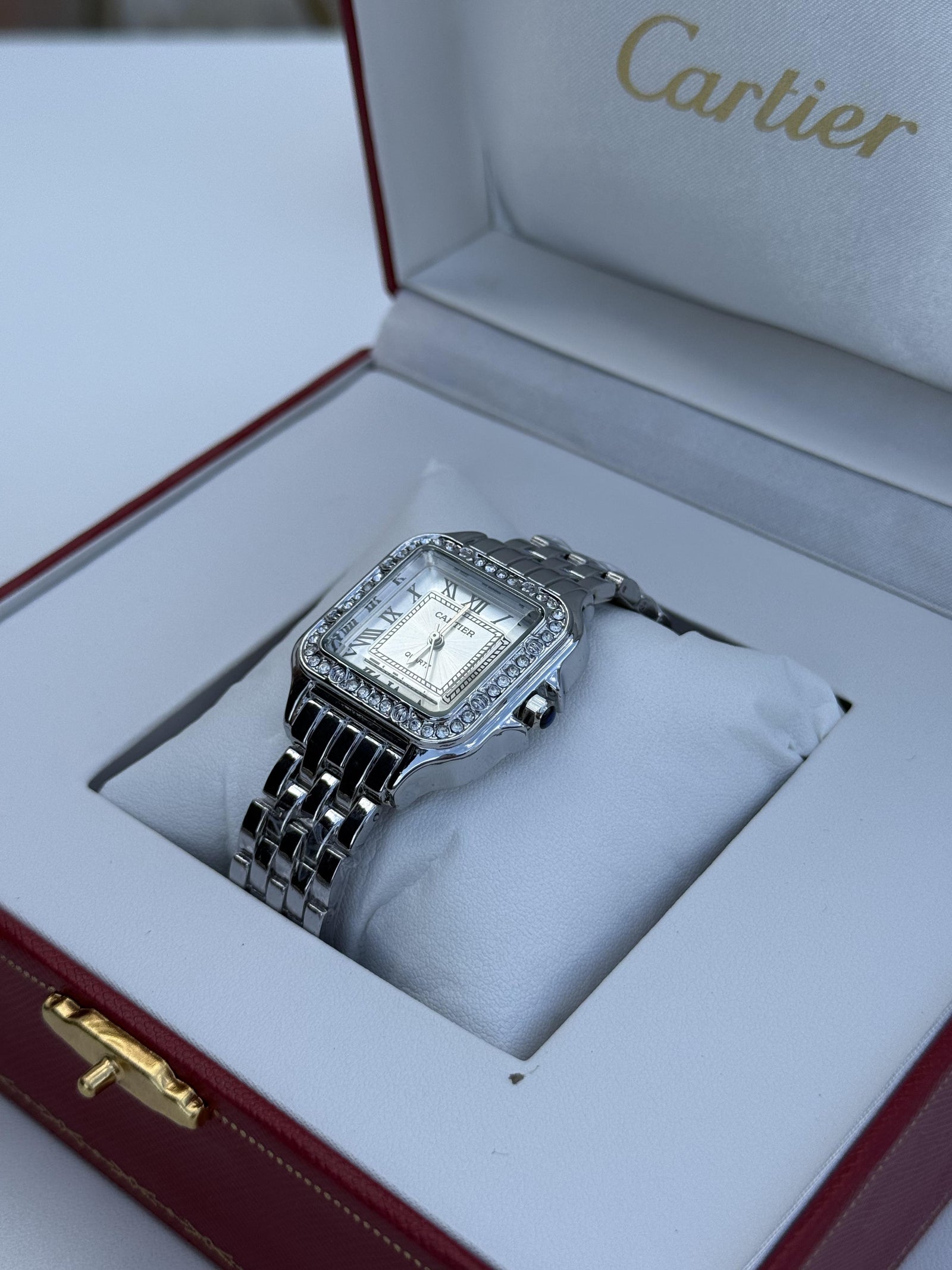 Cartier metal Watch – with Standard Gift Box Packaging