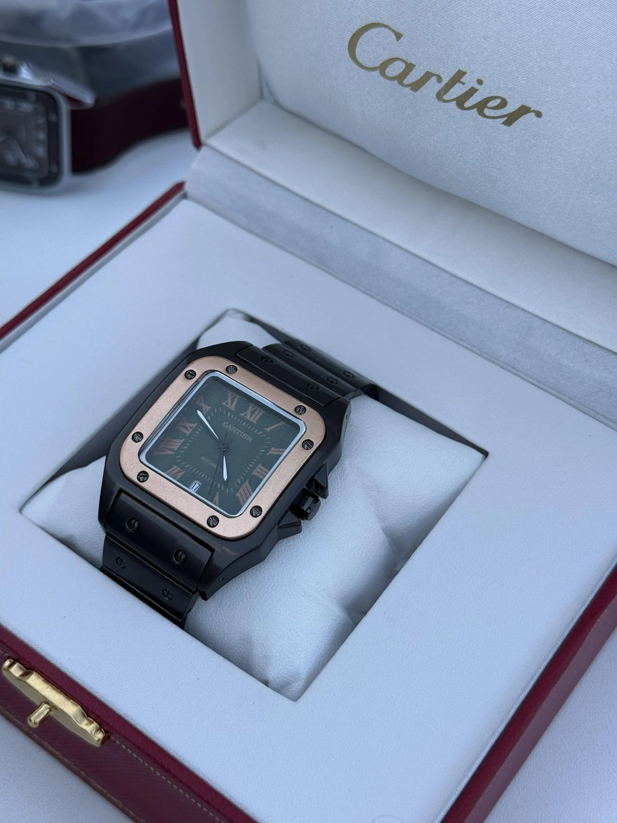 Cartier metal Watch – with Standard Gift Box Packaging