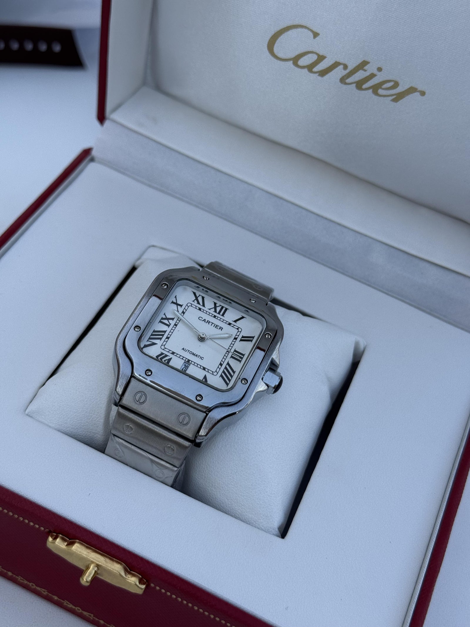 Cartier metal Watch – with Standard Gift Box Packaging
