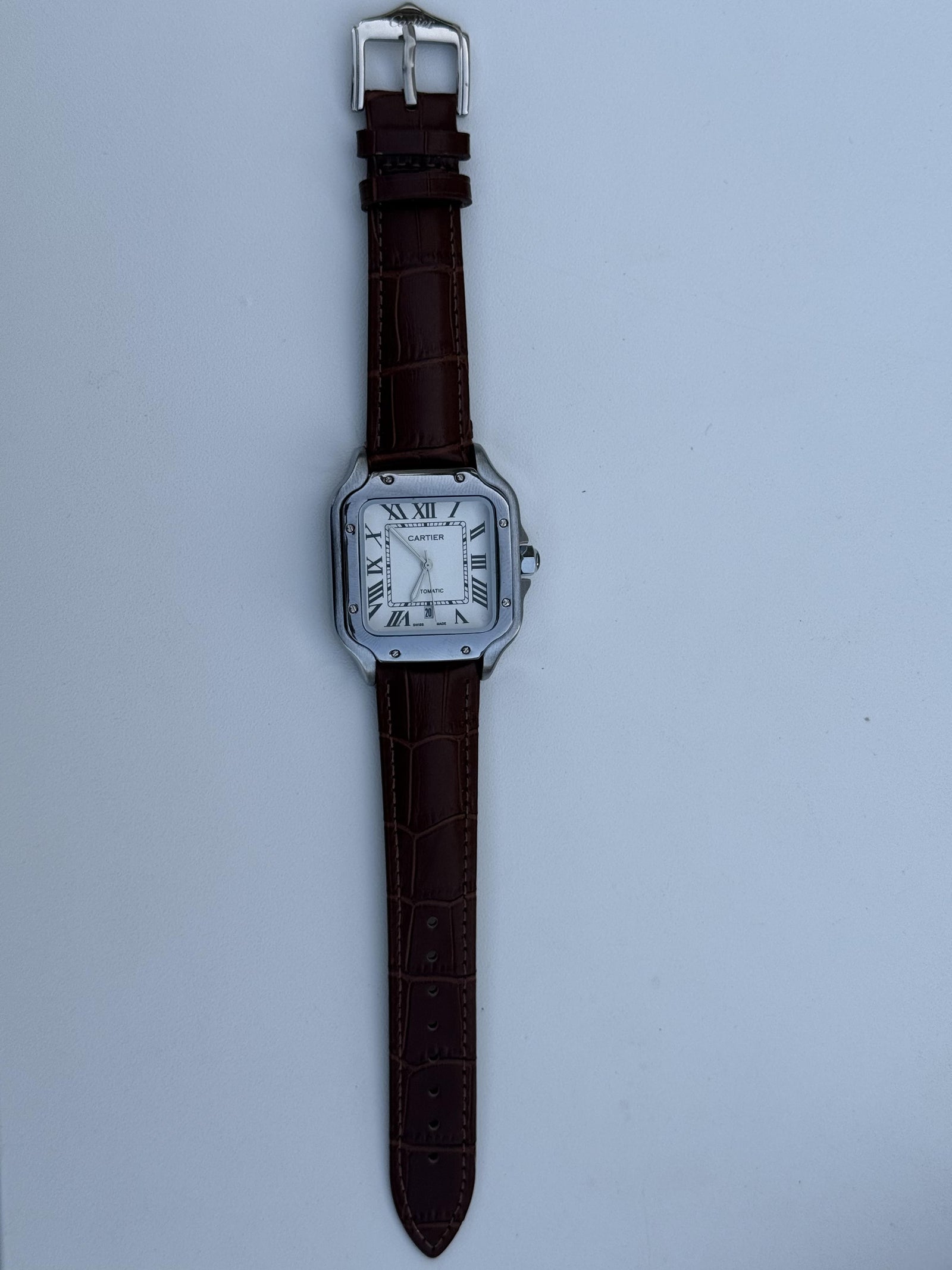 ساعة كارتييه (Cartier) الجلدية – مع علبة فاخرة