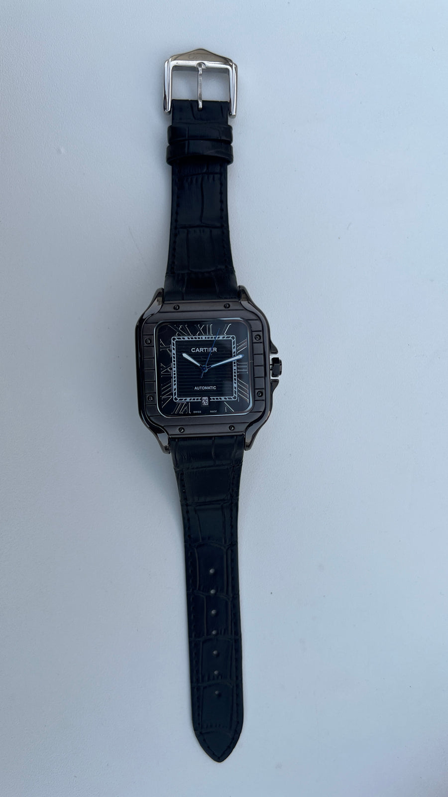 ساعة كارتييه (Cartier) الجلدية – مع علبة فاخرة