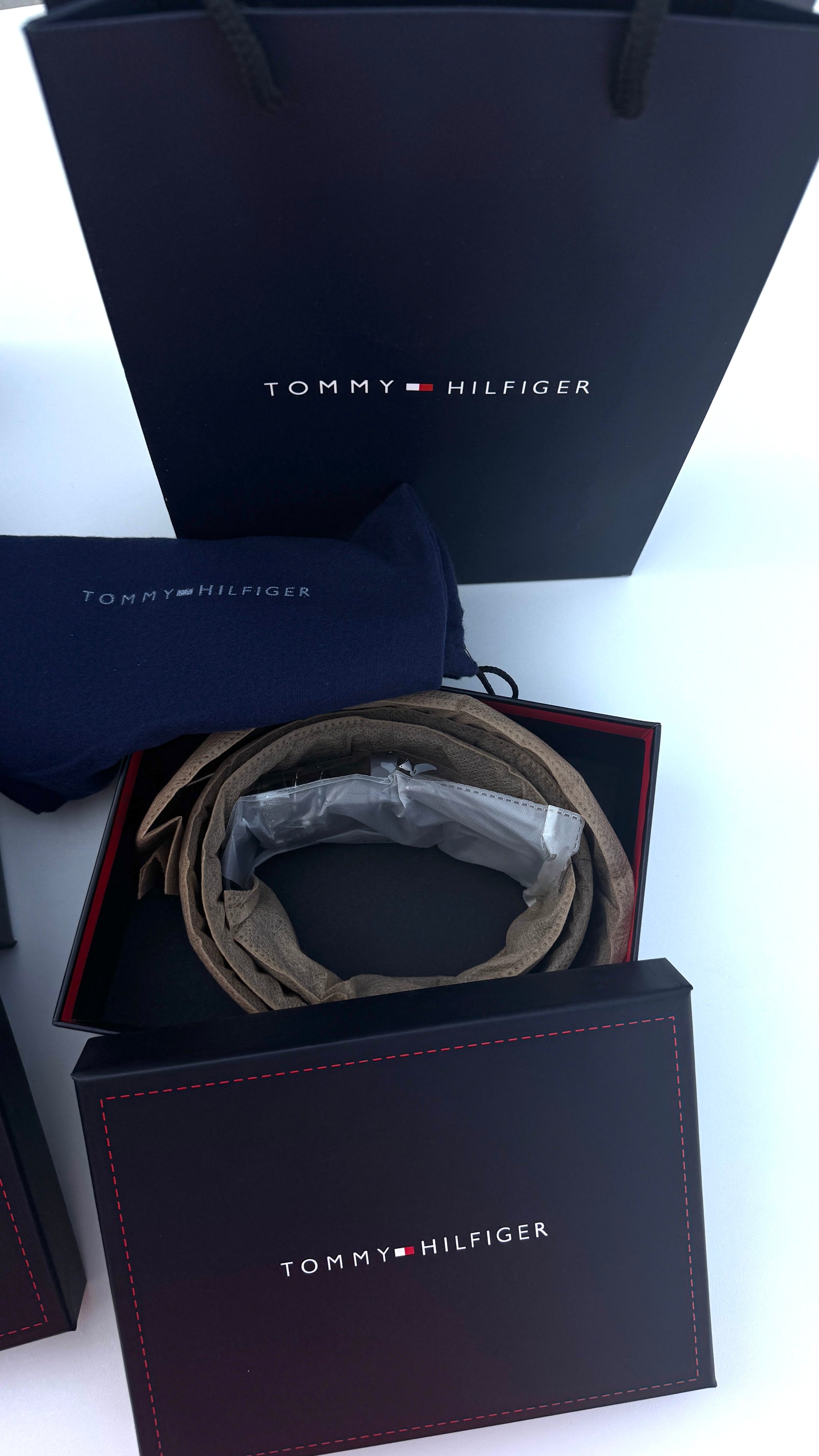 Tommy Hilfiger Double face Belt – Black & Brown with Classic Buckle