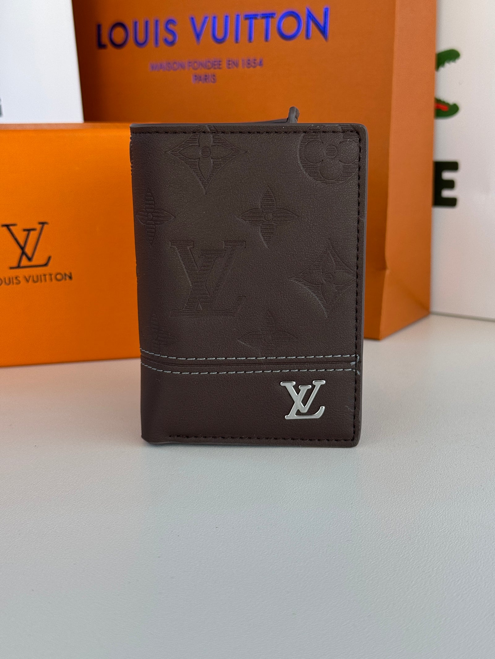 LV Leather Trifold Wallet – Premium Gift Packaging Included