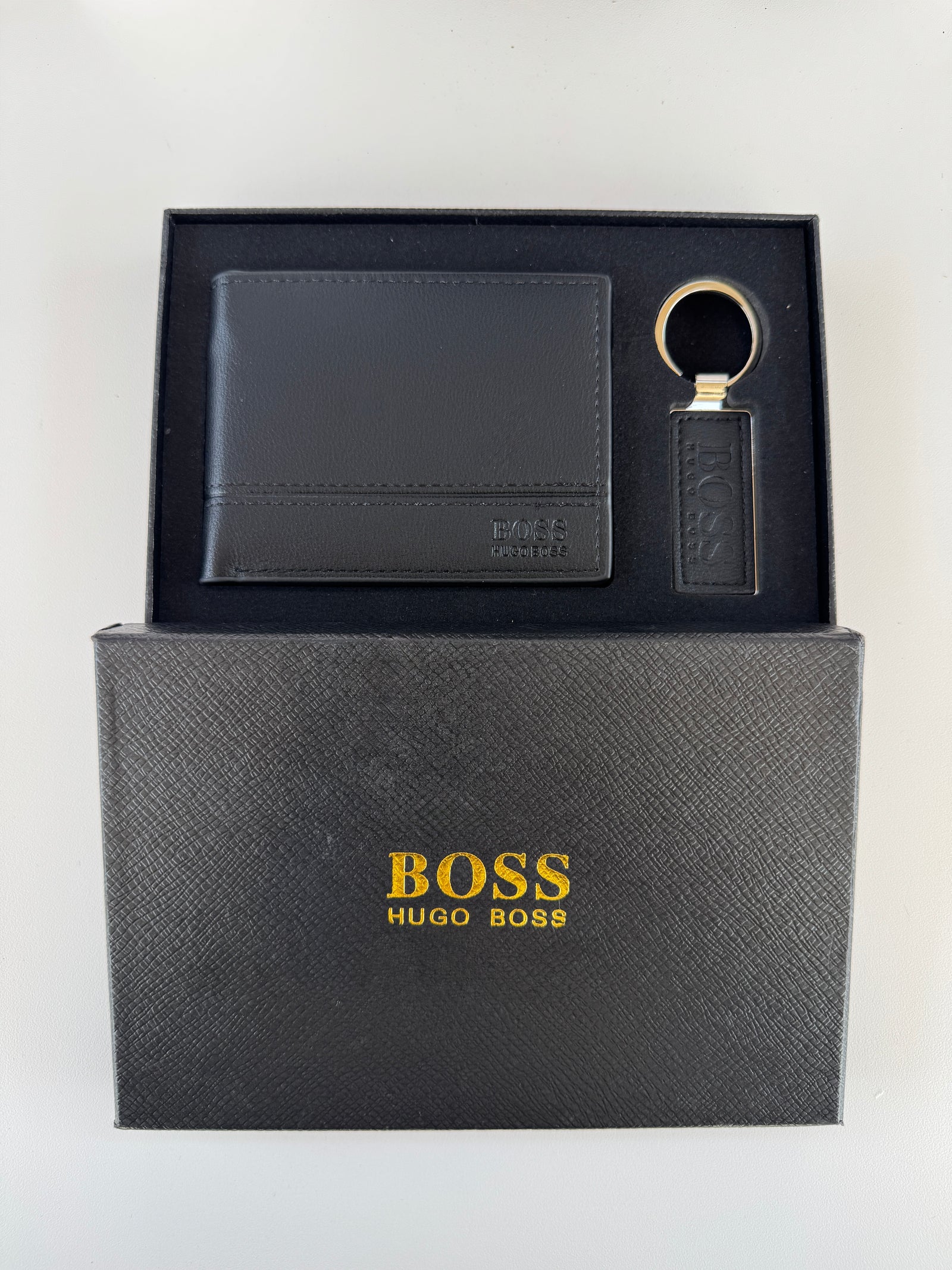 BOSS Wallet & Key Chain Set – Leather Bifold Wallet with Gift Box & Bag