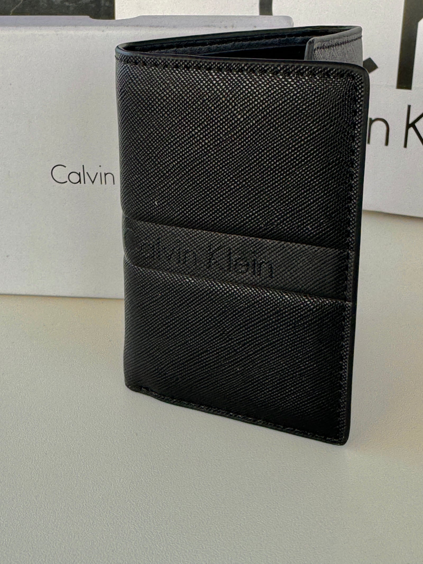Calvin Klein Leather Trifold Wallet – Premium Gift Packaging Included