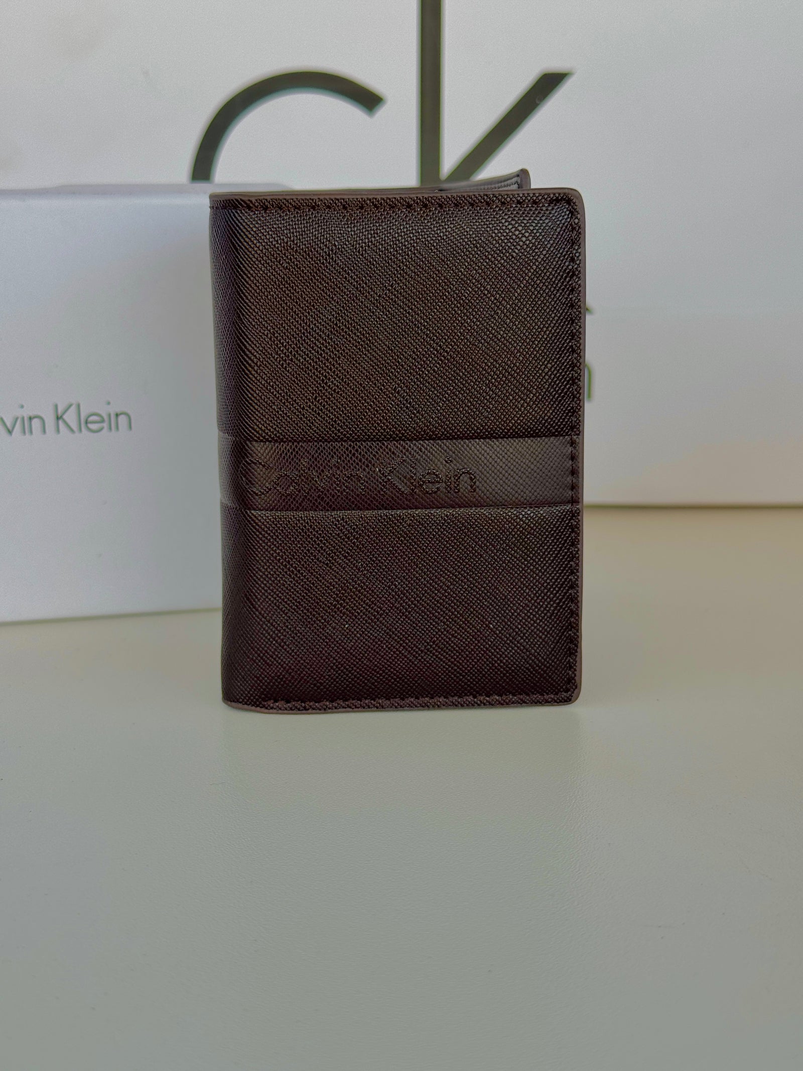 Calvin Klein Leather Trifold Wallet – Premium Gift Packaging Included