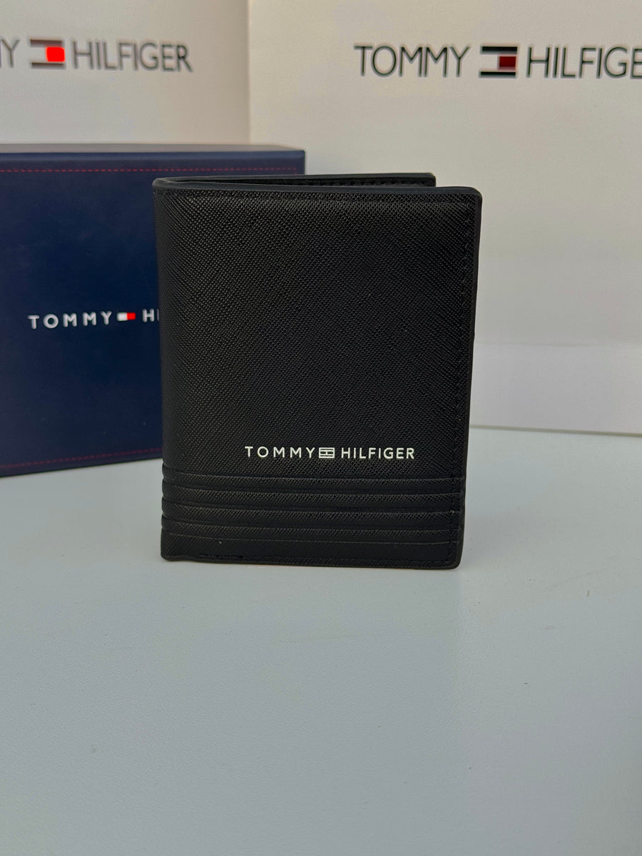 Tommy Hilfiger Leather bifold Wallet – Premium Gift Packaging Included