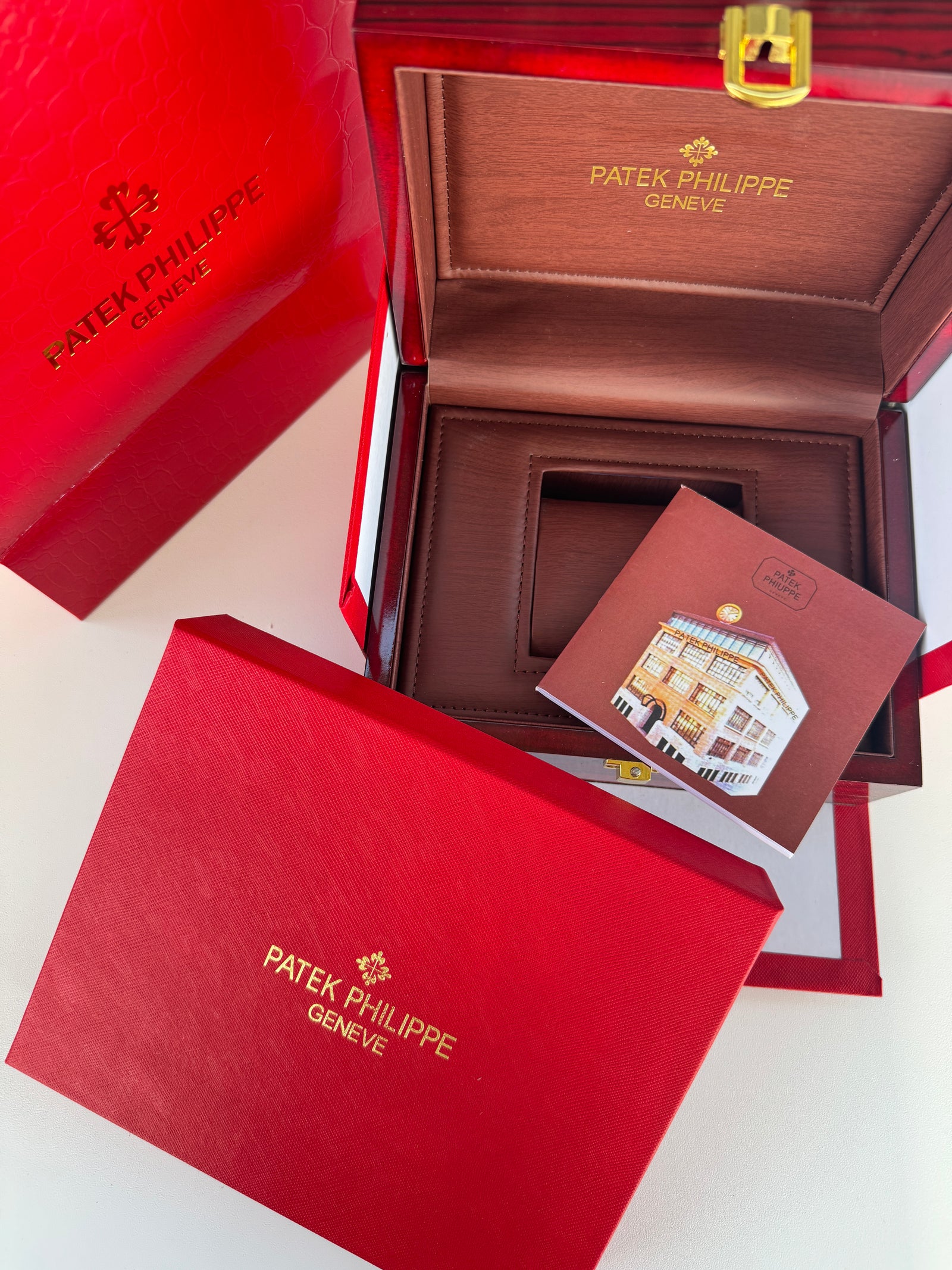 Patek Philippe Watch Packaging Set – Premium Box with Cards, Catalogs & Shopping Bag