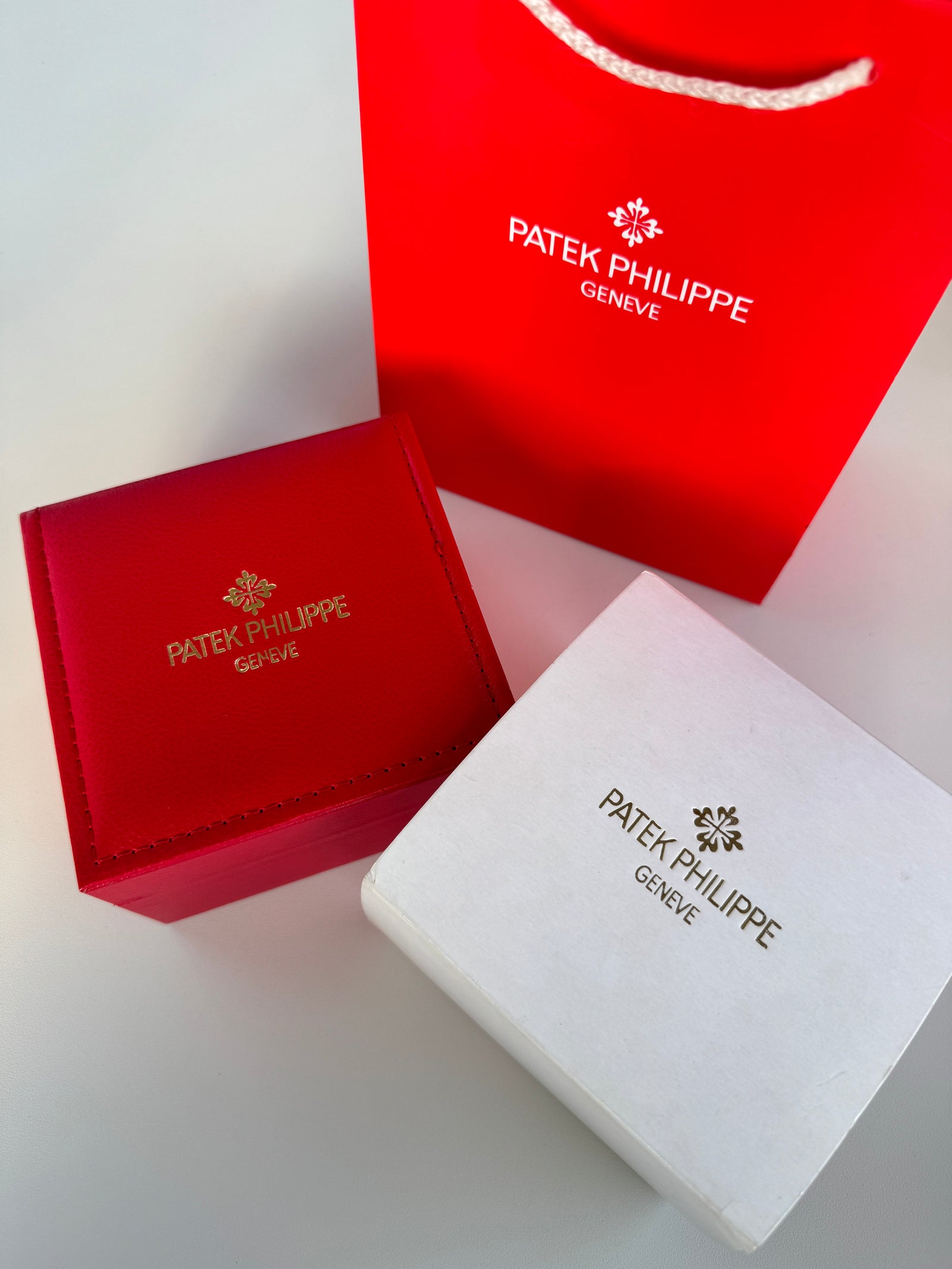 Patek Philippe Leather Watch Box – Premium Storage Box with Shopping Bag