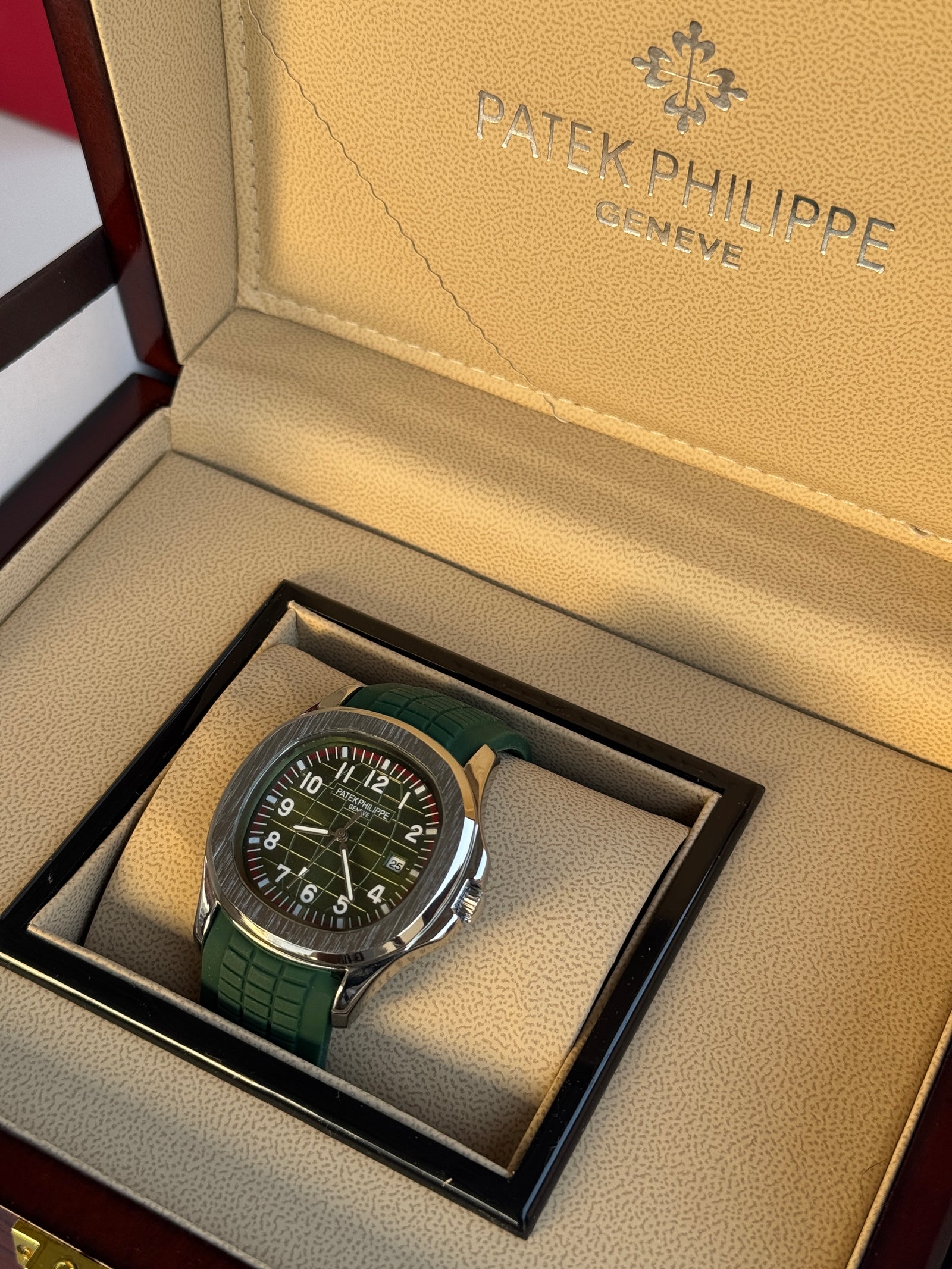 Patek Philippe rubber Watch – with Standard Gift Box Packaging