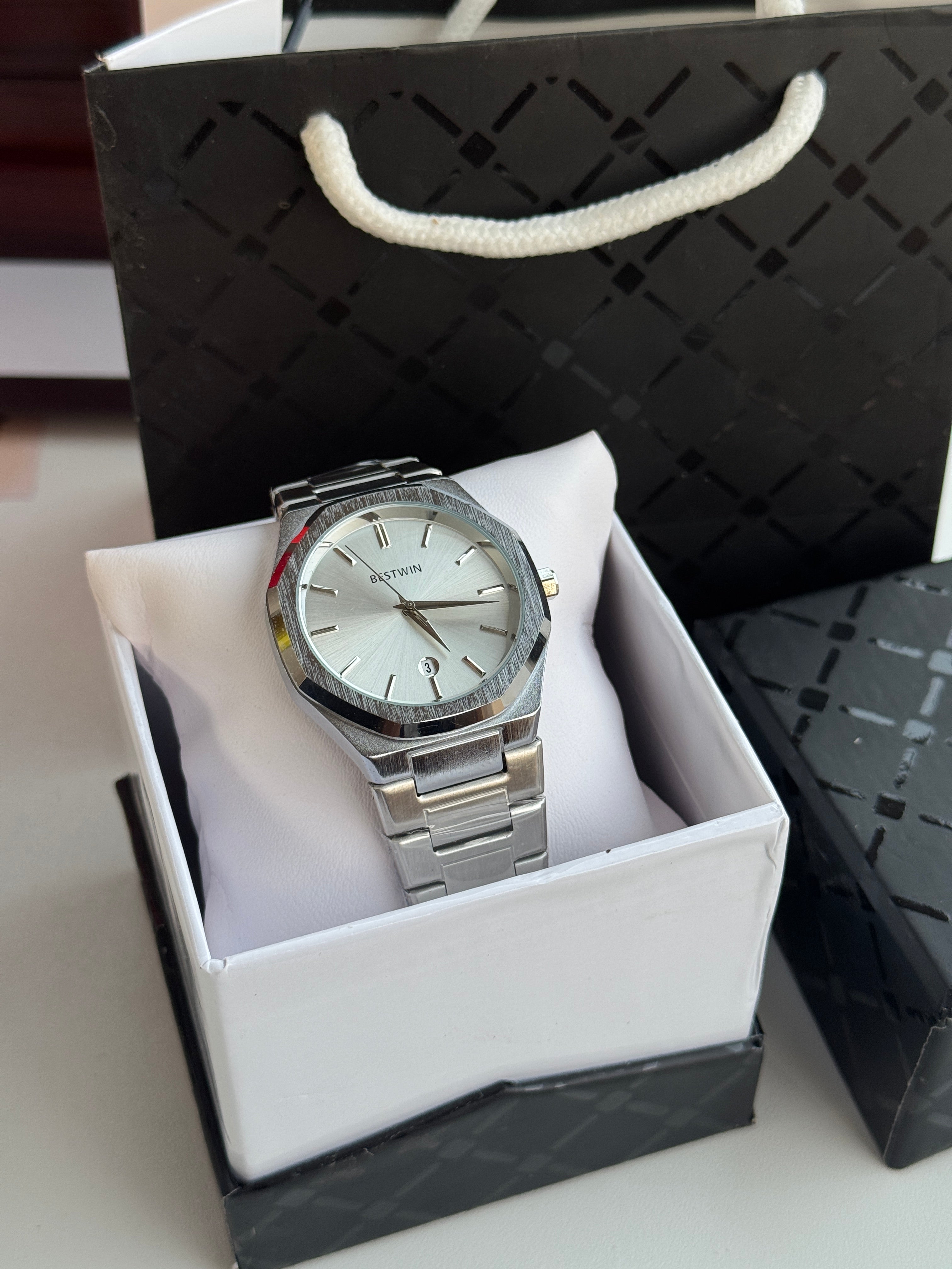 Bestwin Metal Watch – with Premium Packaging