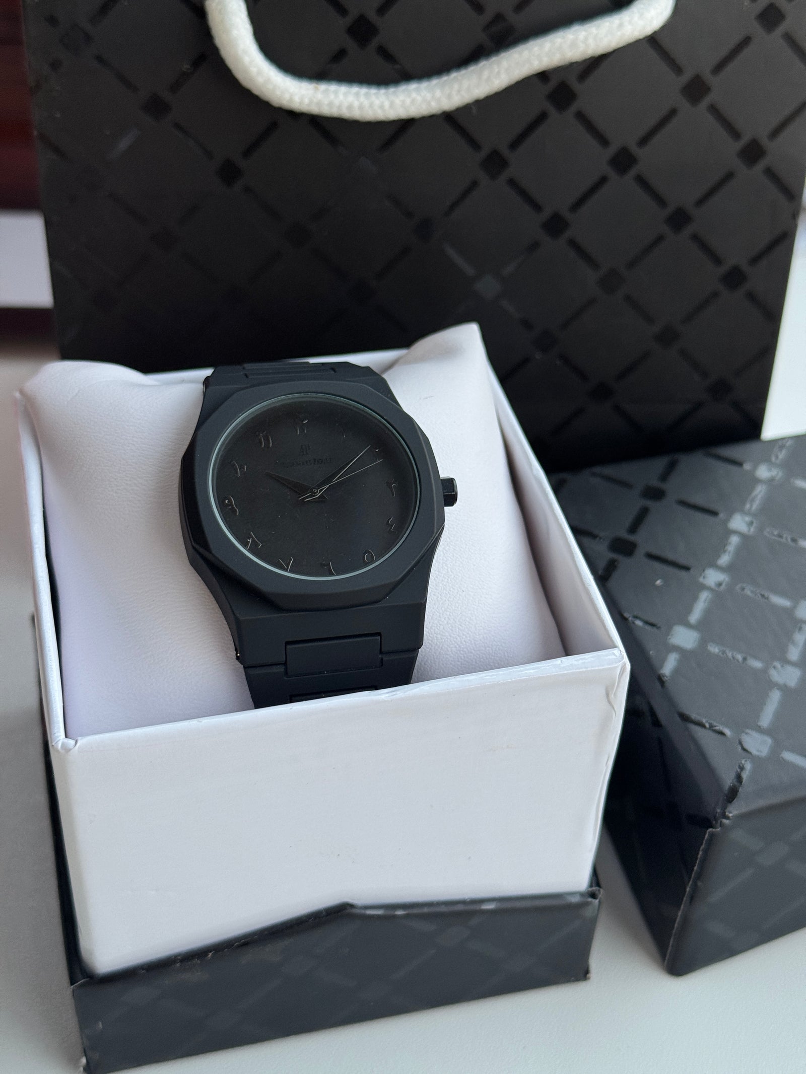 carbon Watch – with Standard Gift Box Packaging