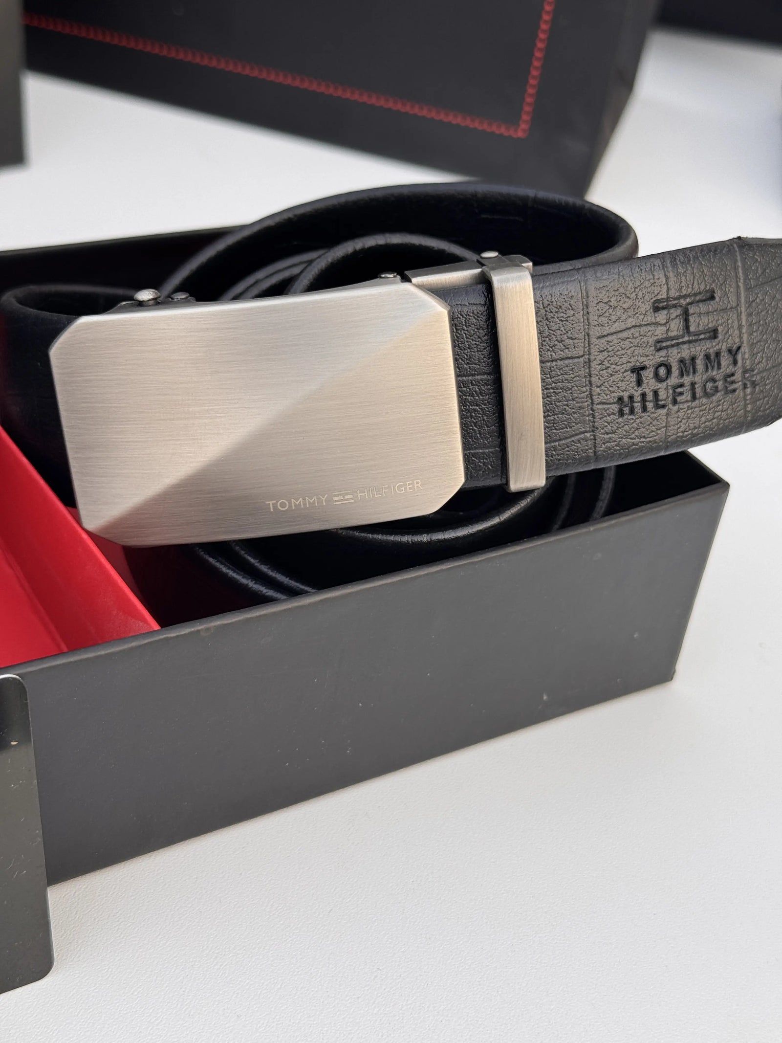 Tommy Hilfiger Wallet & Automatic Belt Set – Premium Gift Set with Box & Bag