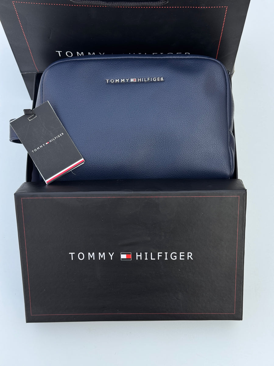 Tommy Hilfiger Leather Handbag – Premium Handbag with Gift Packaging
