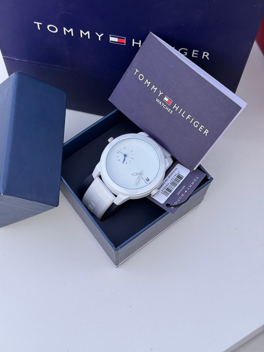 Tommy Hilfiger Rubber Watch – Two time Display with Premium Packaging