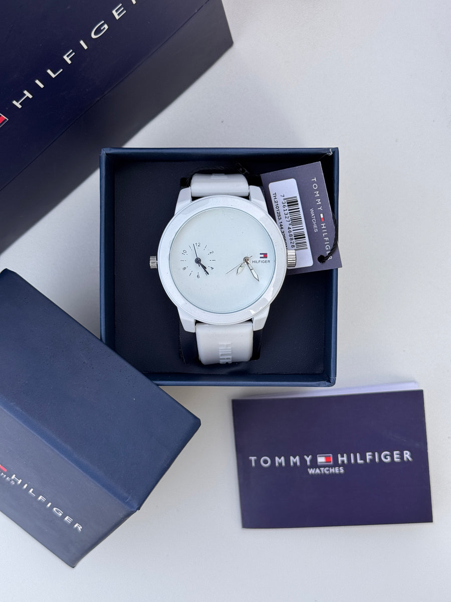 Tommy Hilfiger Rubber Watch – Two time Display with Premium Packaging