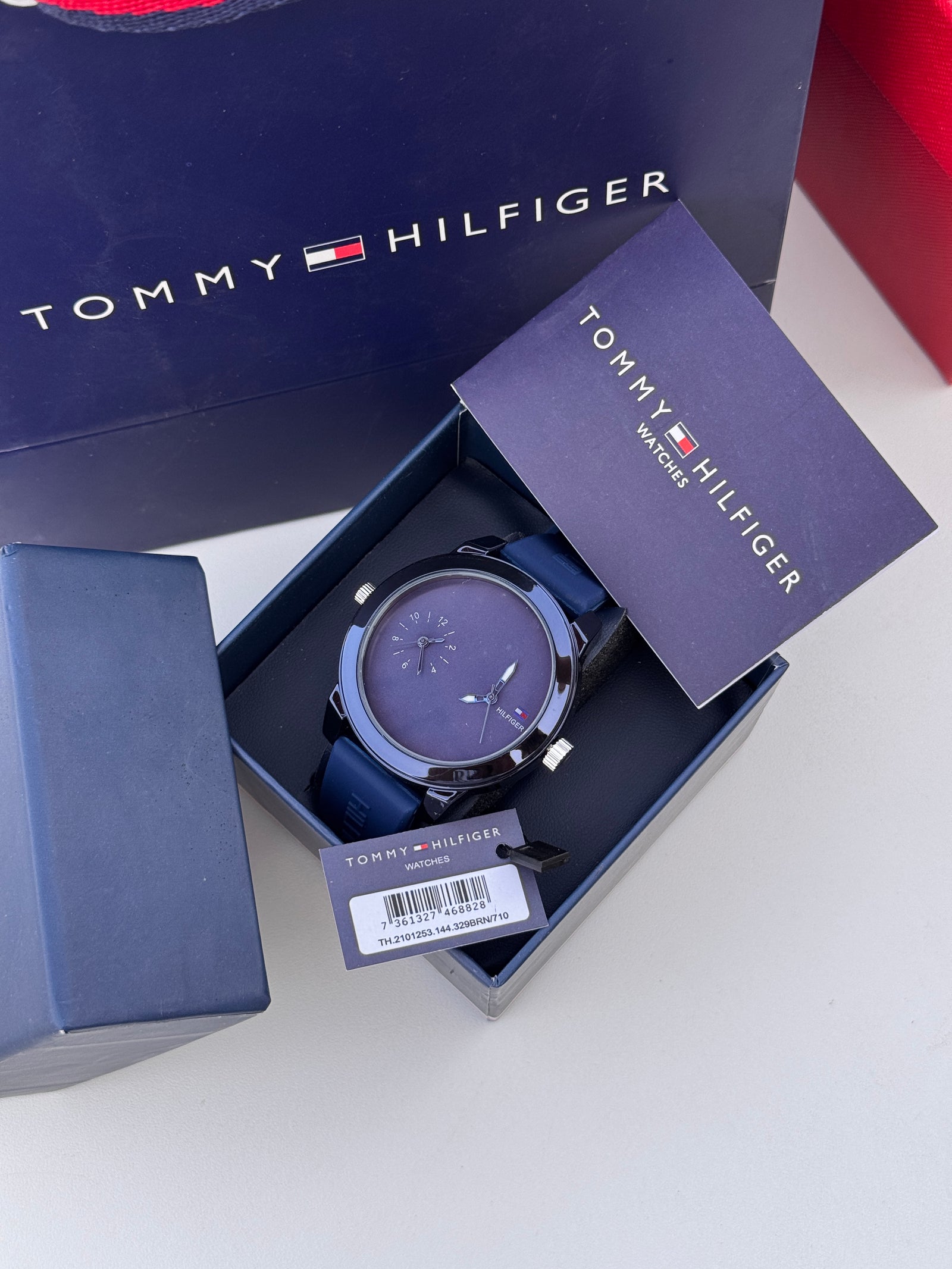 Tommy Hilfiger Rubber Watch – Two time Display with Premium Packaging