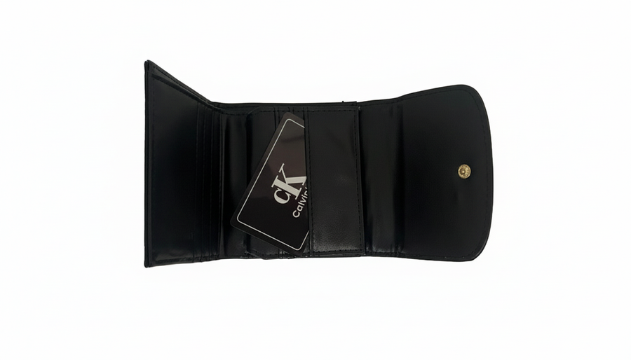 Calvin Klein Women’s Leather Wallet – Premium Gift Packaging Included