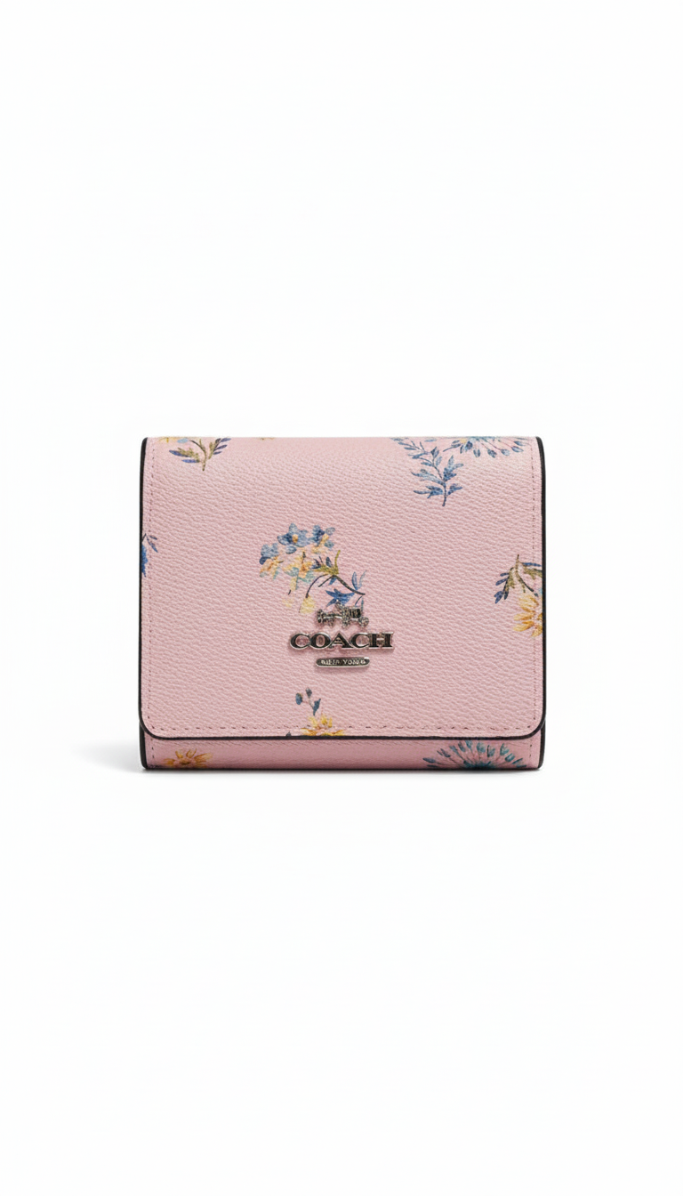 Coach Women’s Leather Wallet – Premium Gift Packaging Included
