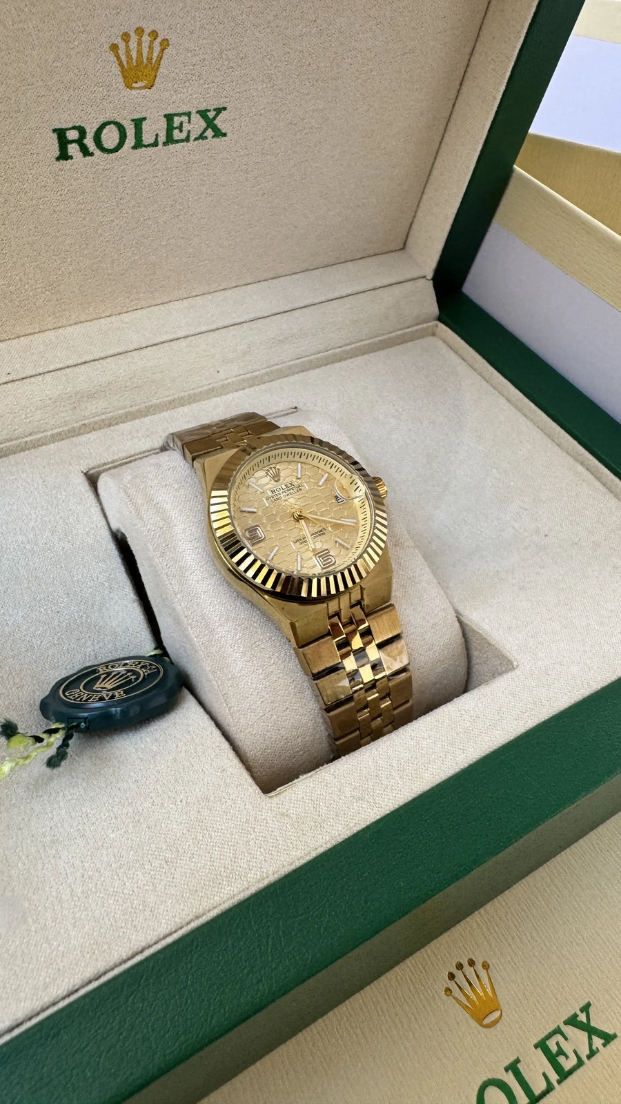 Rolex Land-Dweller Women's metal Watch – with Standard Gift Box Packaging