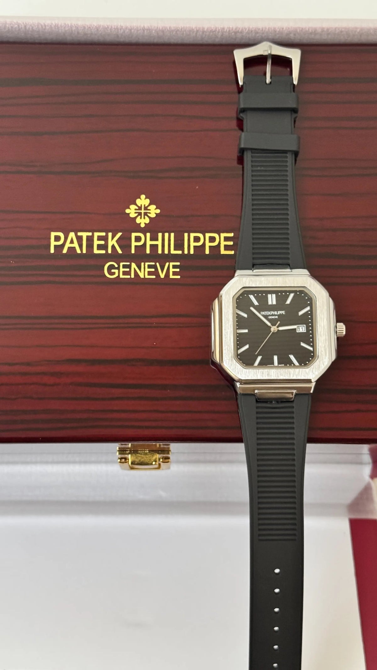 Patek Philippe rubber Watch – with Standard Gift Box Packaging (Original box NOT included)