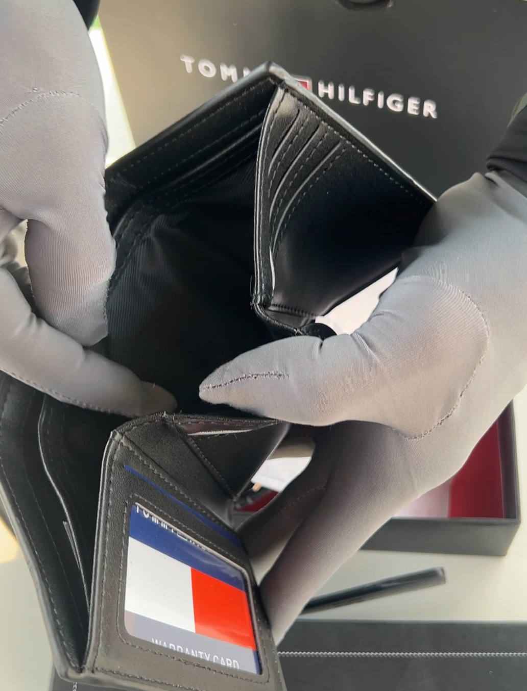 Tommy Hilfiger Leather Trifold Wallet – Premium Gift Packaging Included