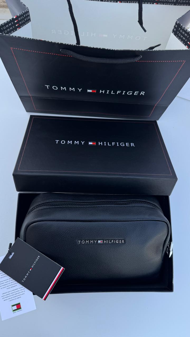 Tommy Hilfiger Leather Handbag – Premium Handbag with Gift Packaging