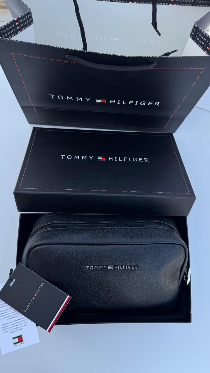Tommy Hilfiger Leather Handbag – Premium Handbag with Gift Packaging