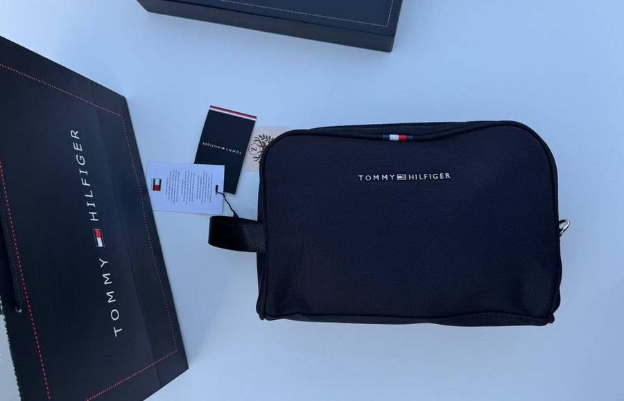 Tommy Hilfiger Leather Handbag – Premium Handbag with Gift Packaging