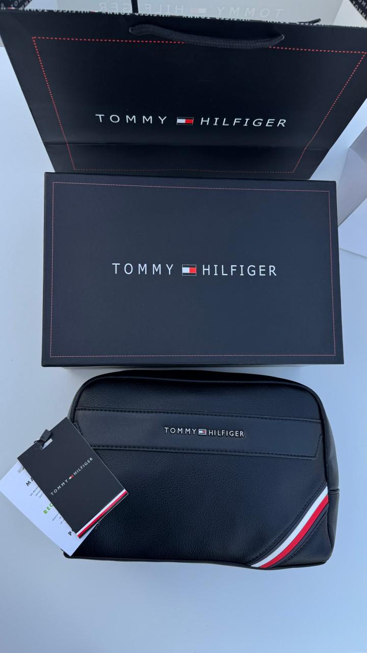 Tommy Hilfiger Leather Handbag – Premium Handbag with Gift Packaging