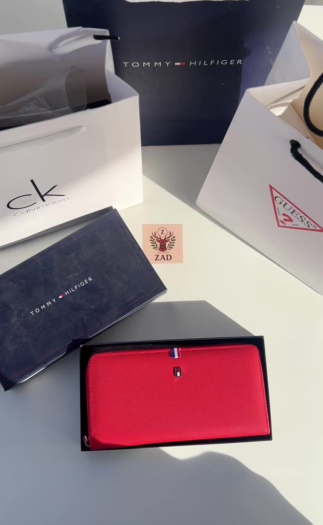 Tommy Hilfiger Zip Around Wallet – PU Leather Wallet with Gift Box & Bag