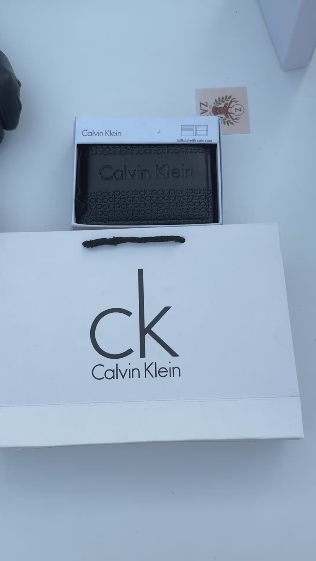 Calvin Klein Leather bifold Wallet – Premium Gift Packaging Included
